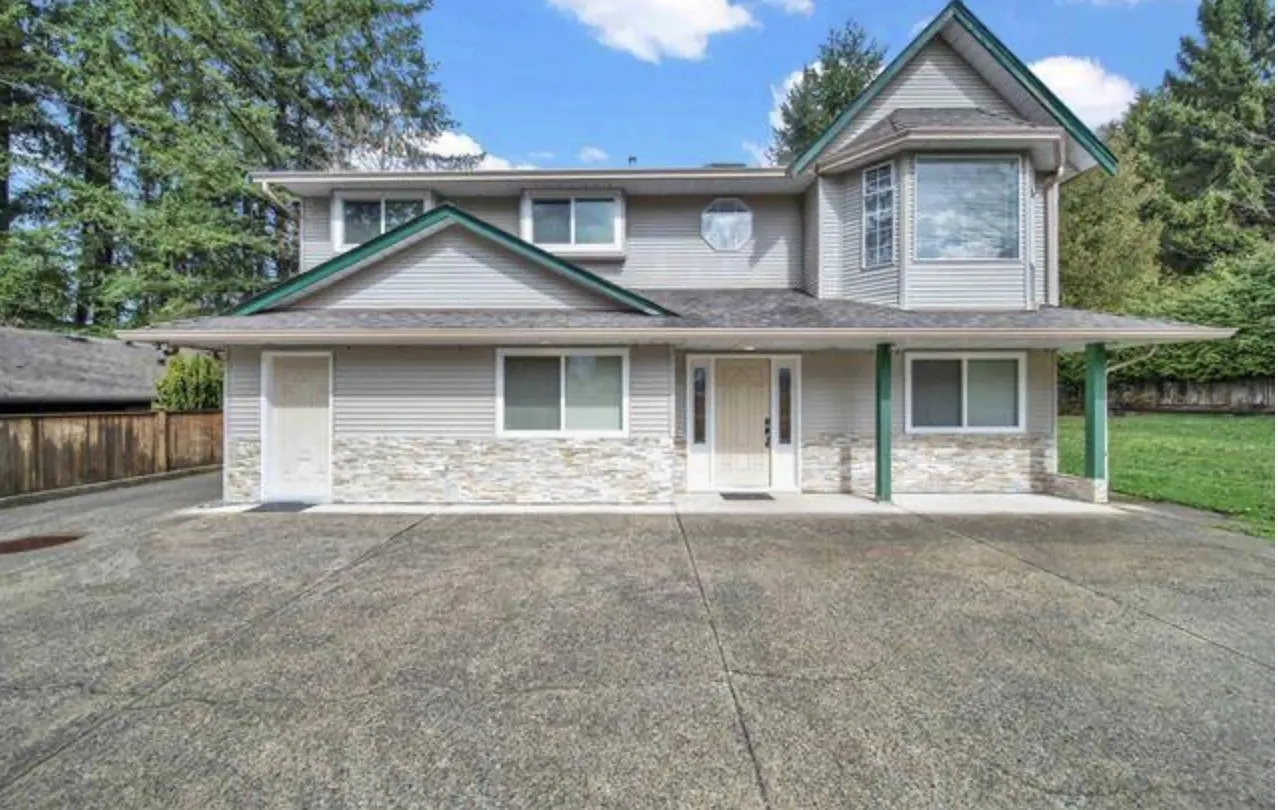 21209 Dewdney Trunk Rd