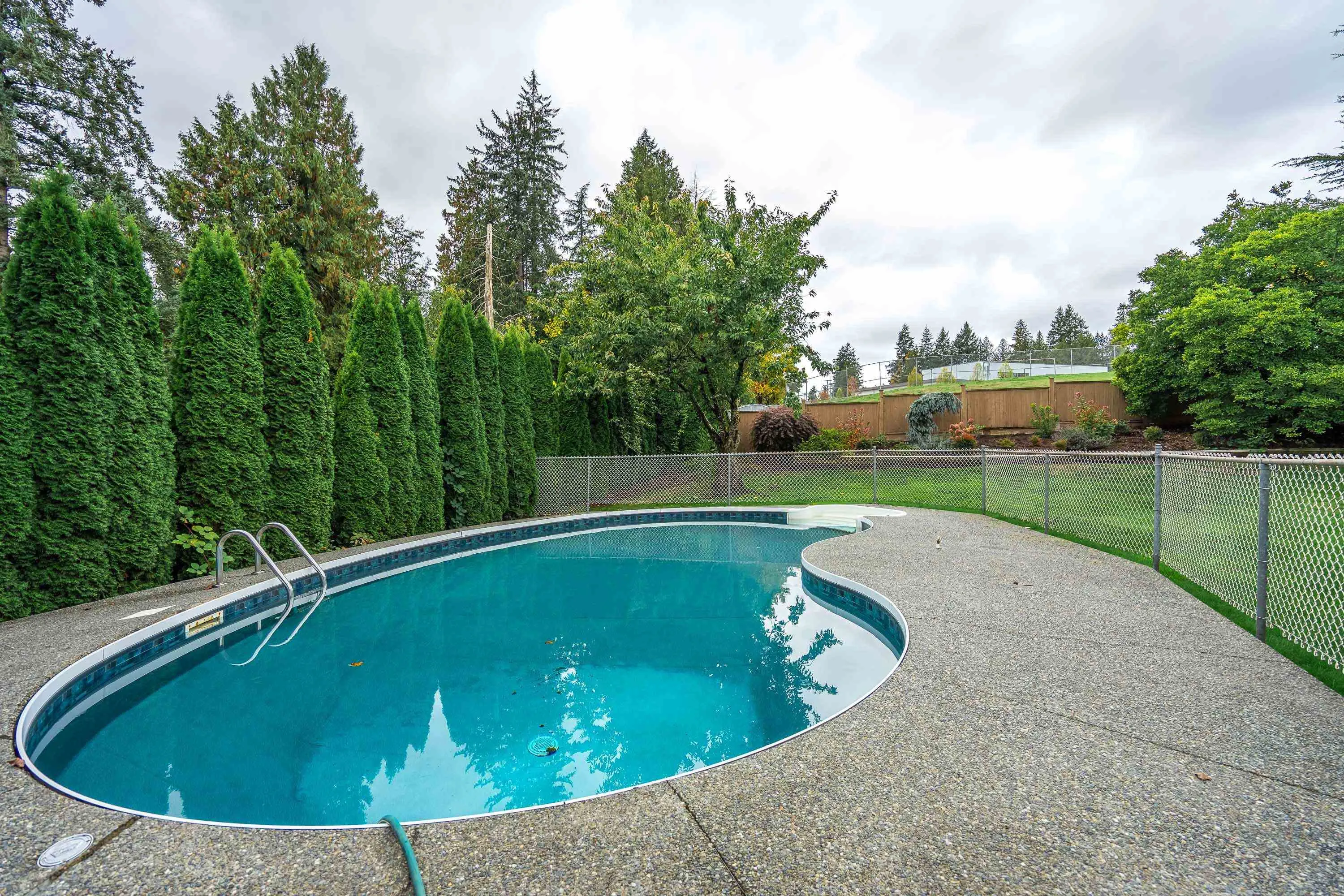 15336 Killarney Close