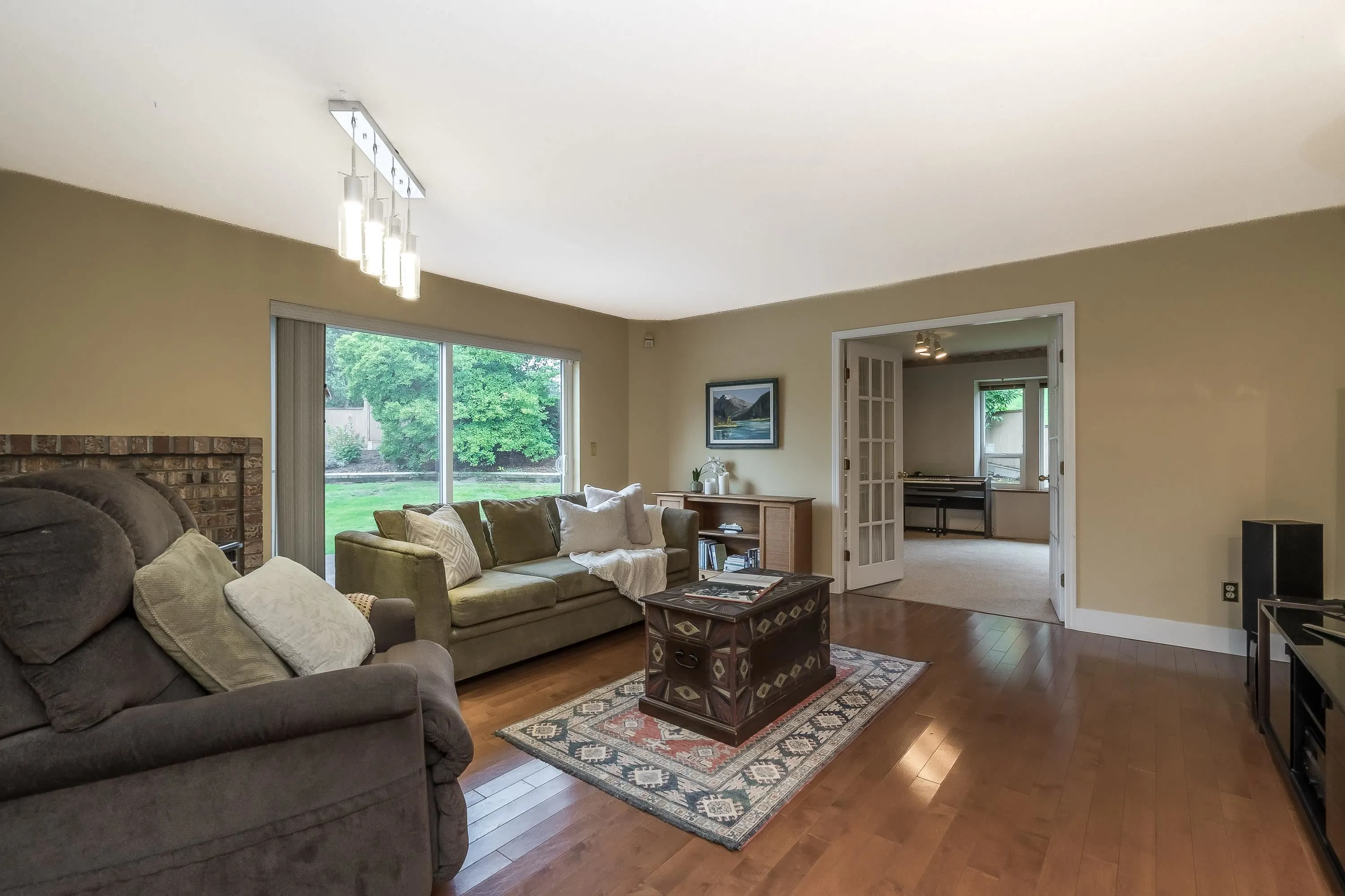 15336 Killarney Close