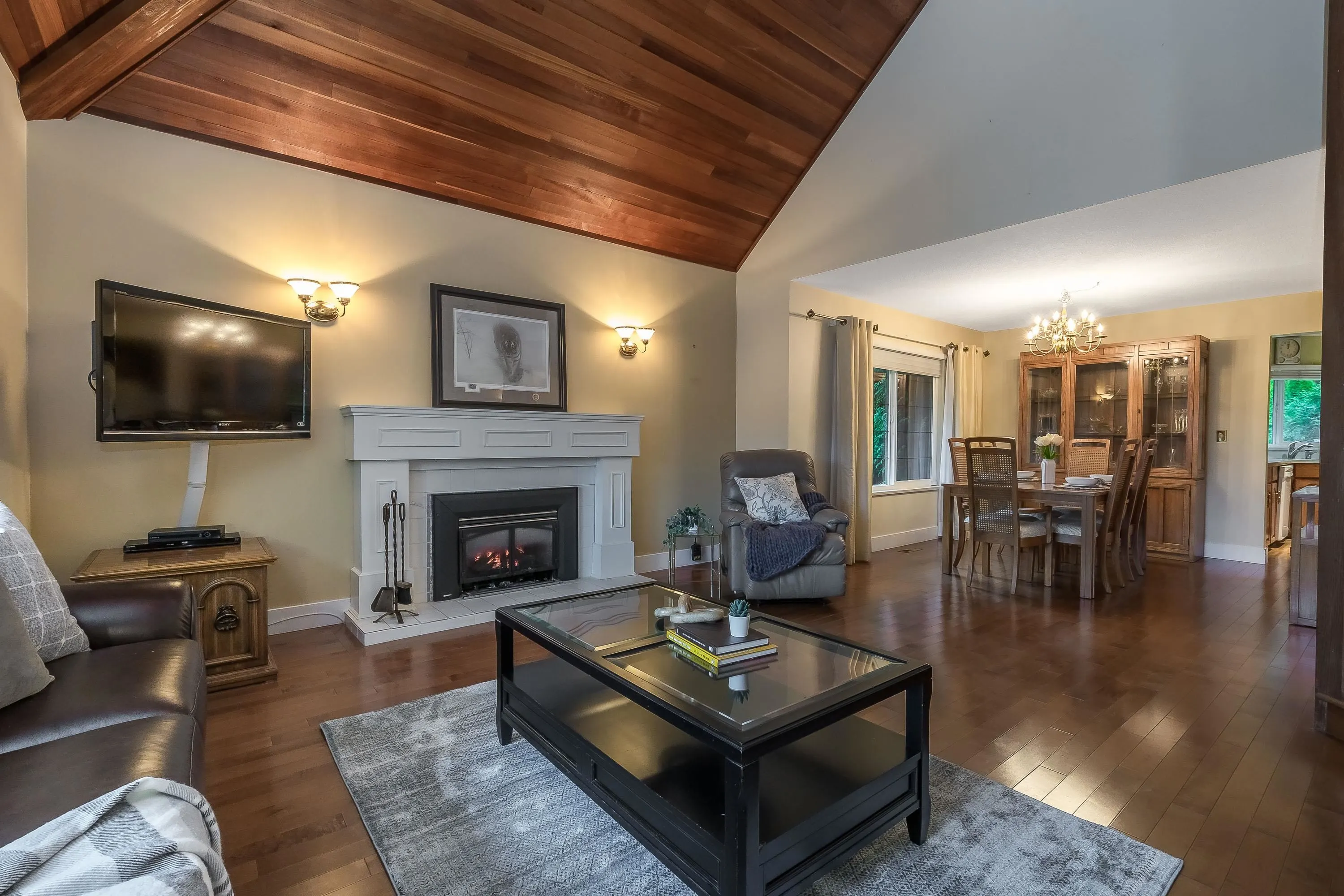 15336 Killarney Close
