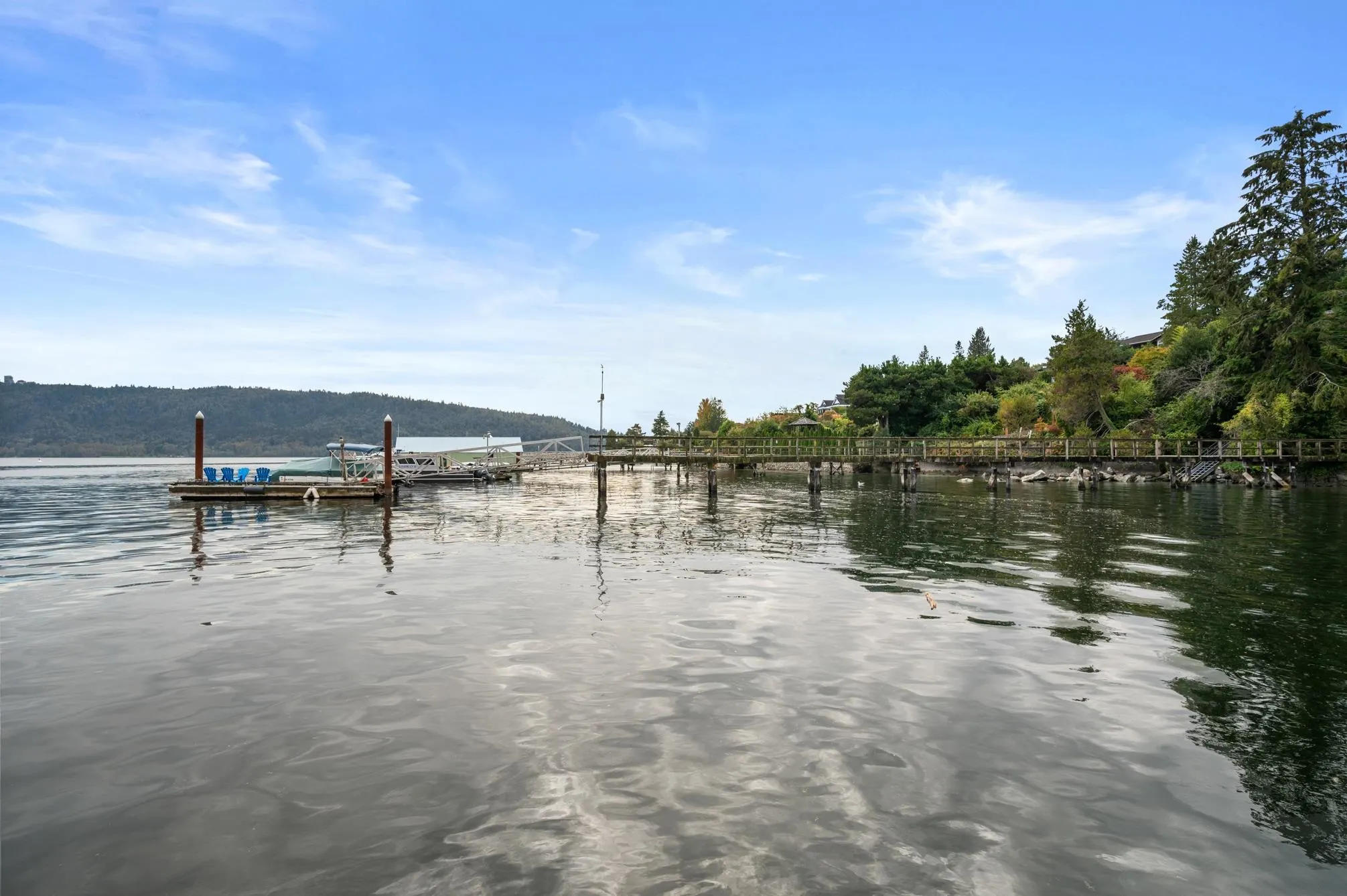 828 Beachview Drive
