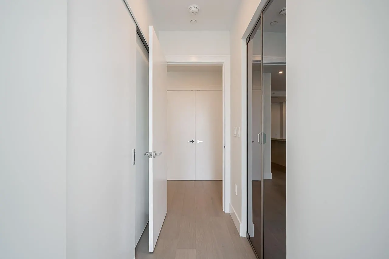 212 1342 Johnston Road