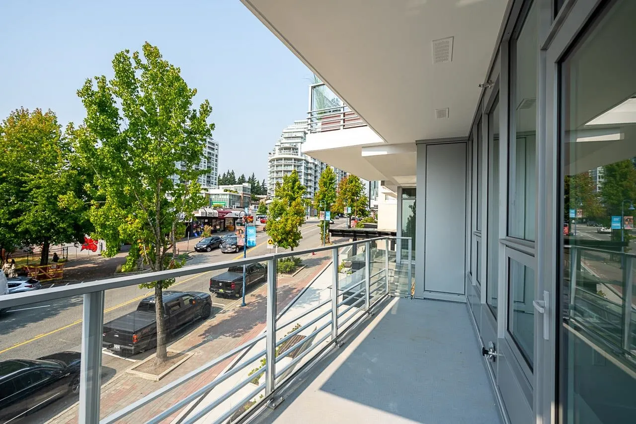 212 1342 Johnston Road