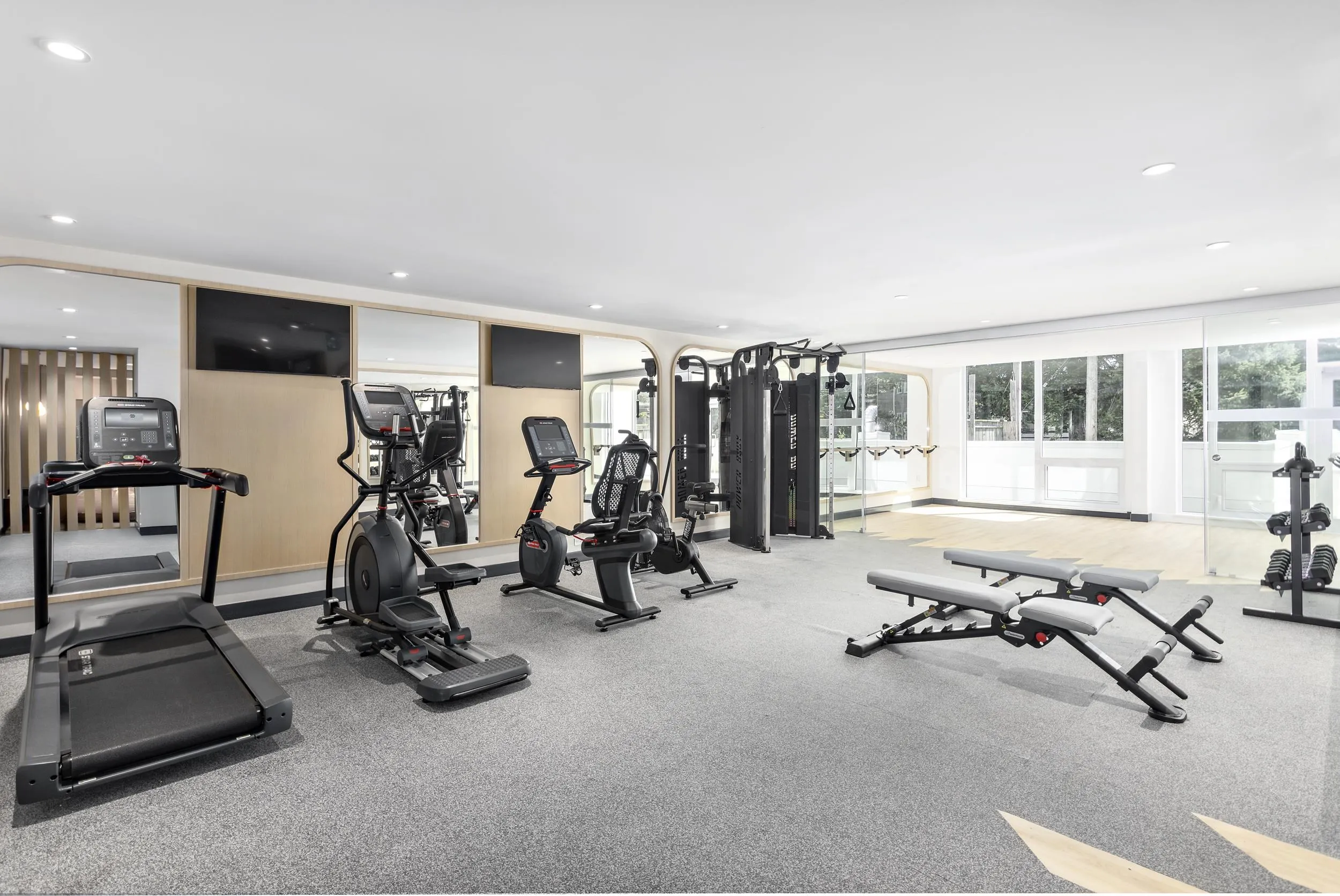 212 1342 Johnston Road