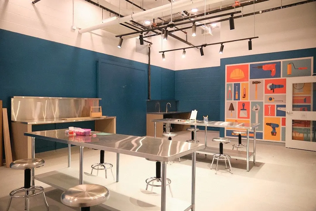 212 1342 Johnston Road