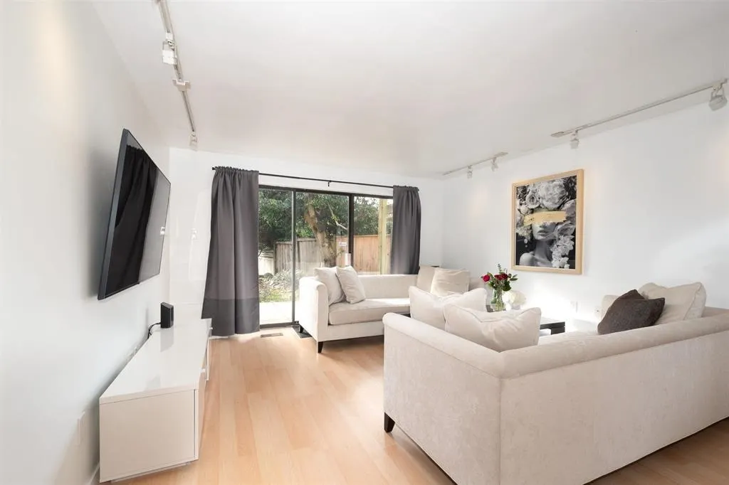 2364 Marine Drive