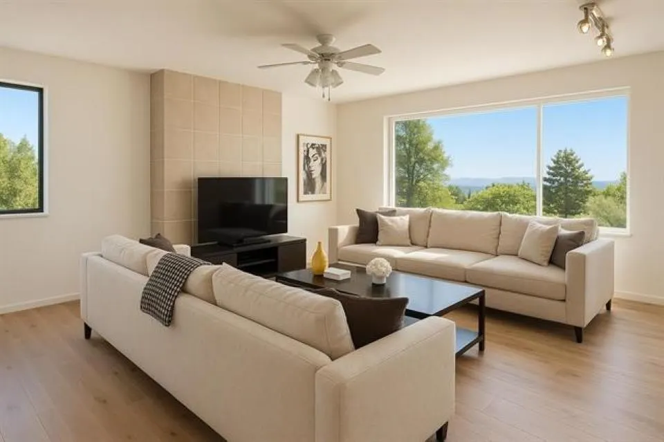 2366 Marine Drive