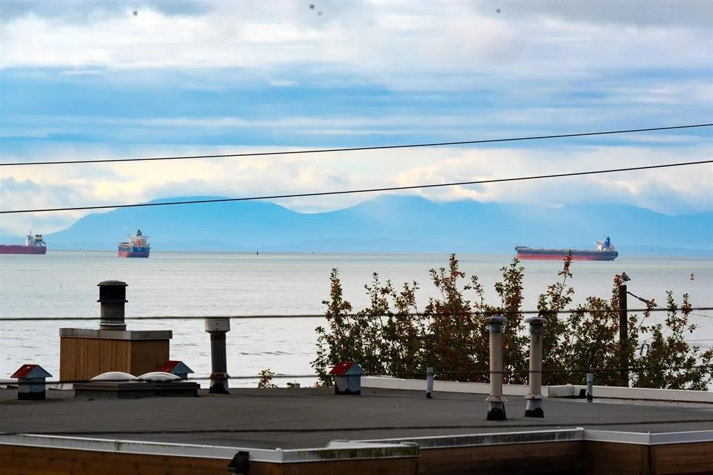 2364 Marine Drive