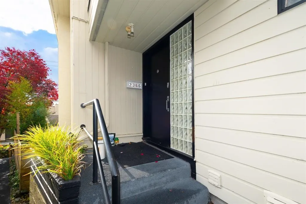 2364 Marine Drive
