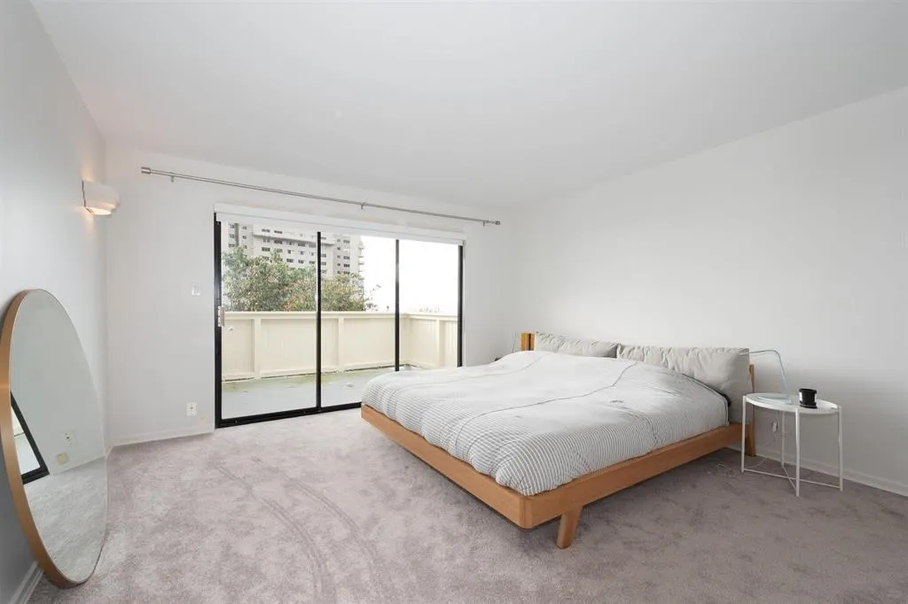 2364 Marine Drive