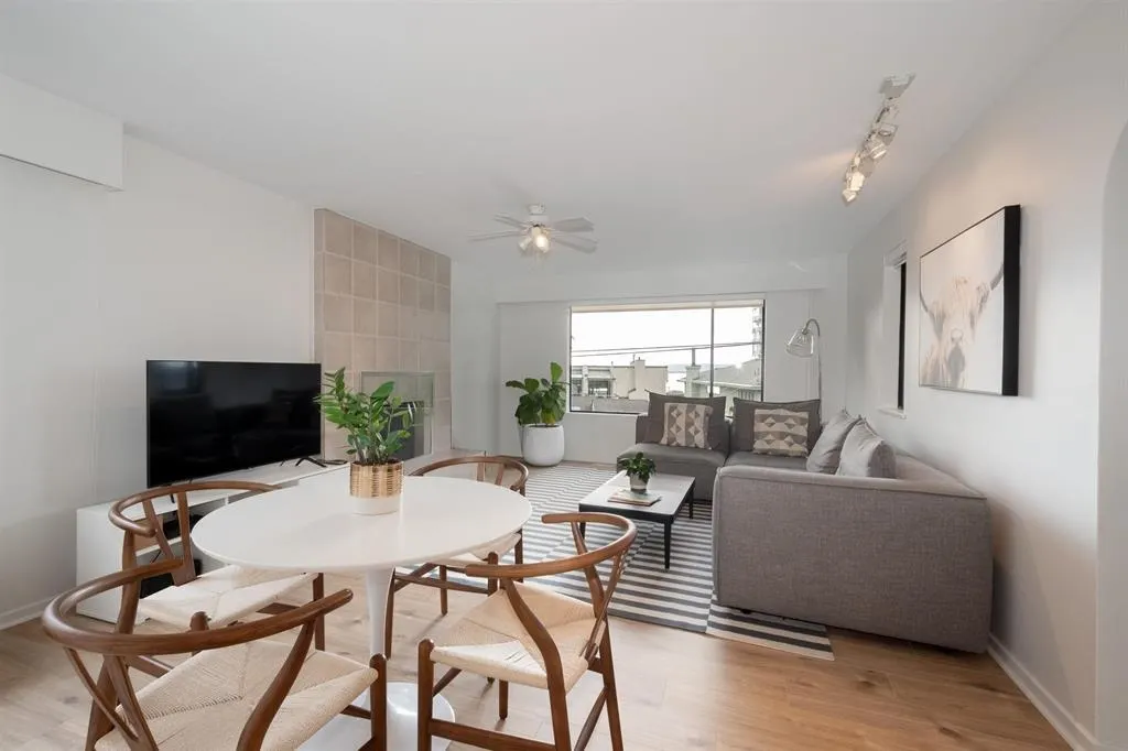 2364 Marine Drive