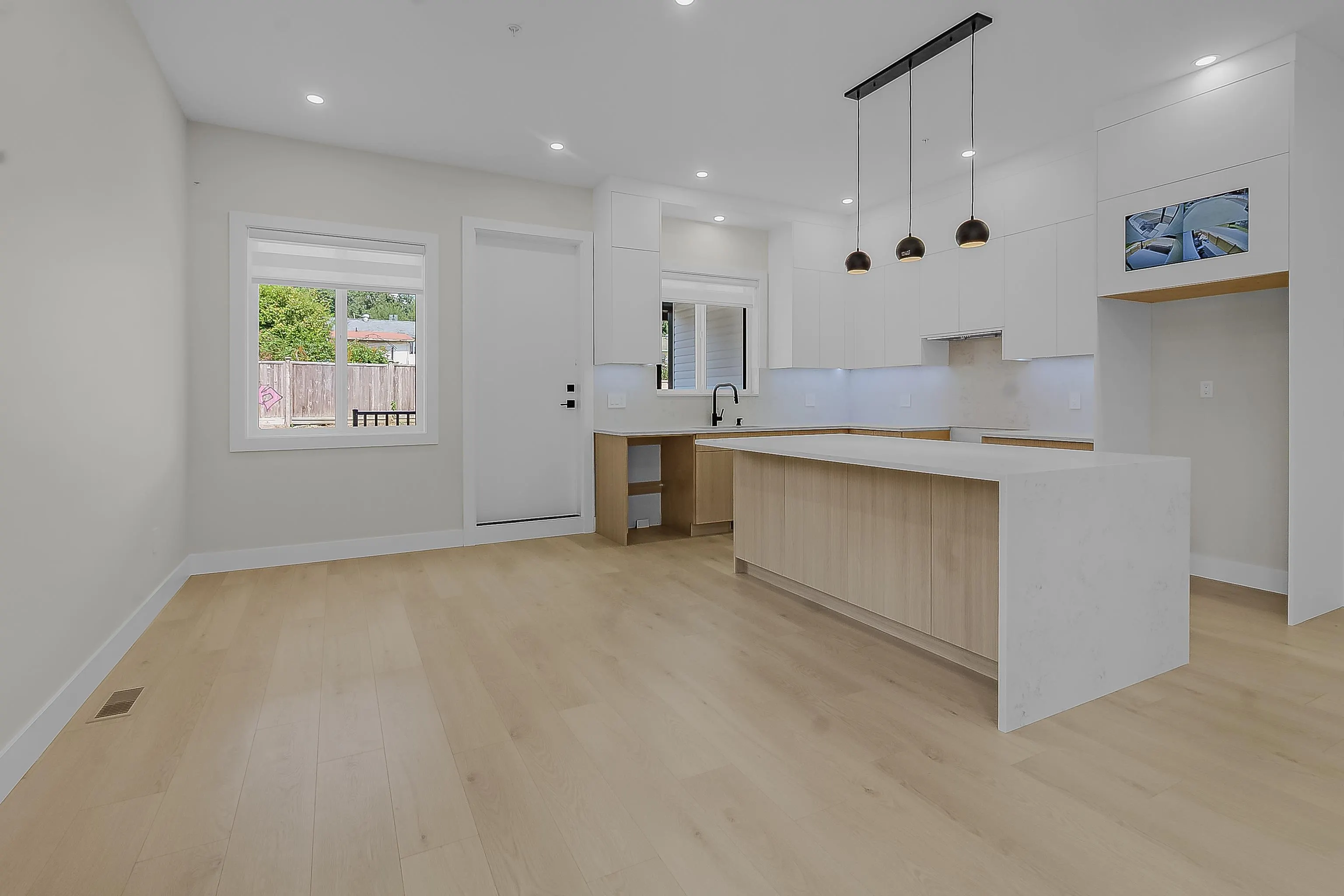 32709 Antelope Avenue