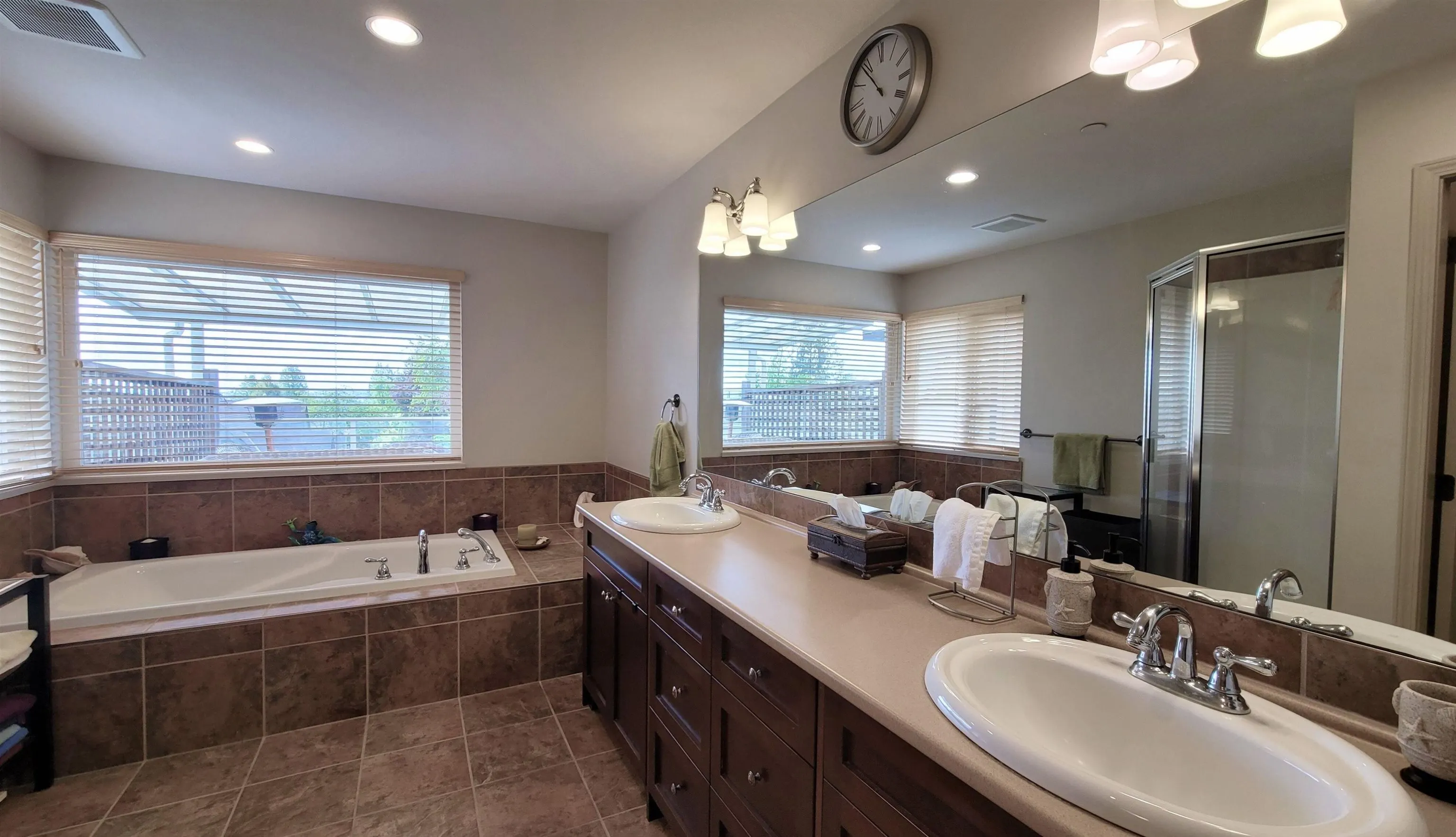 15974 Buena Vista Avenue