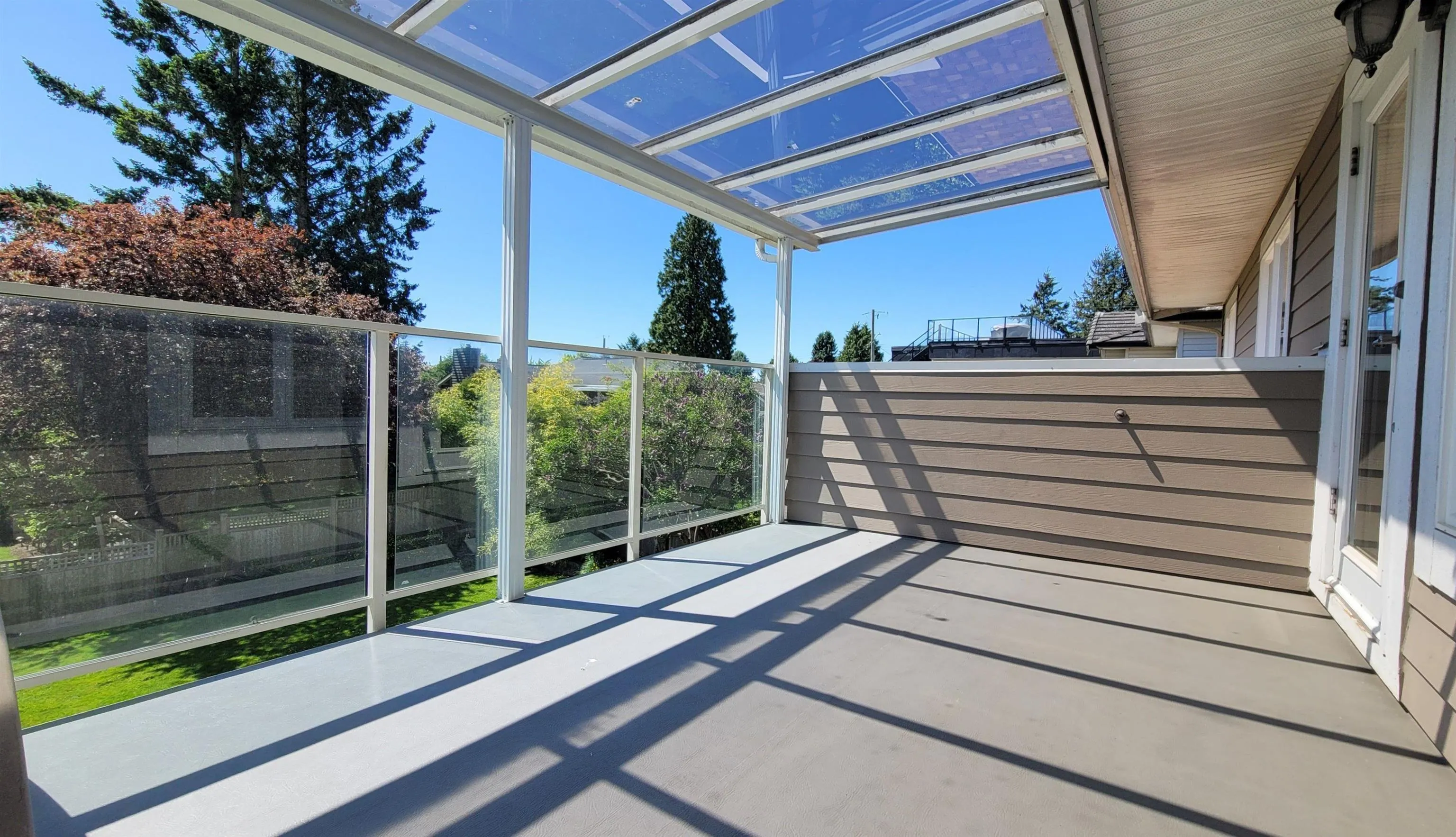 15974 Buena Vista Avenue