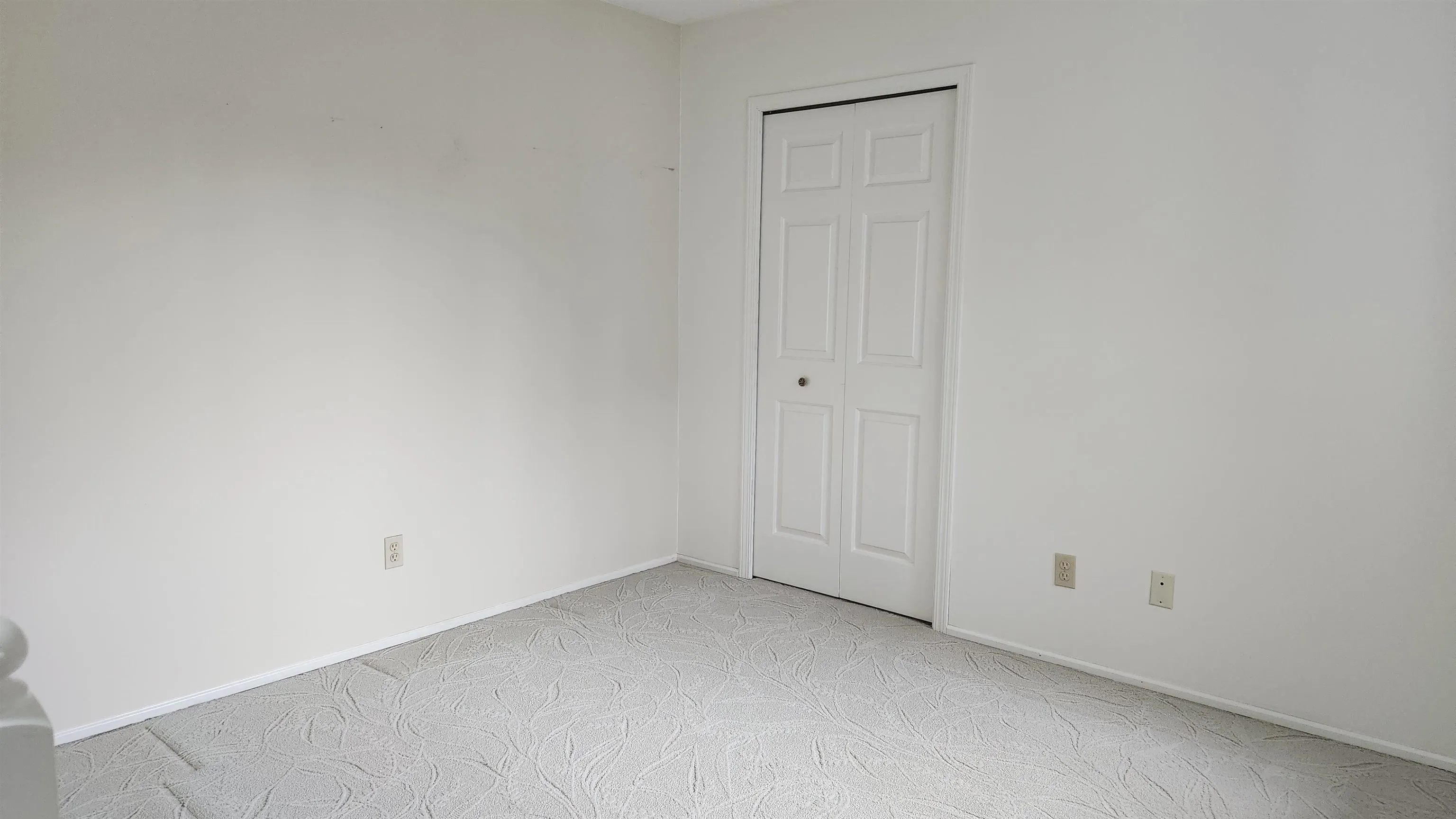 102 6086 W Boundary Drive