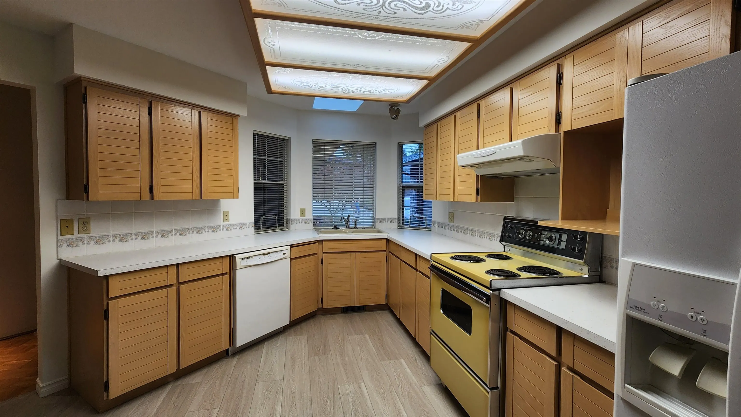 102 6086 W Boundary Drive