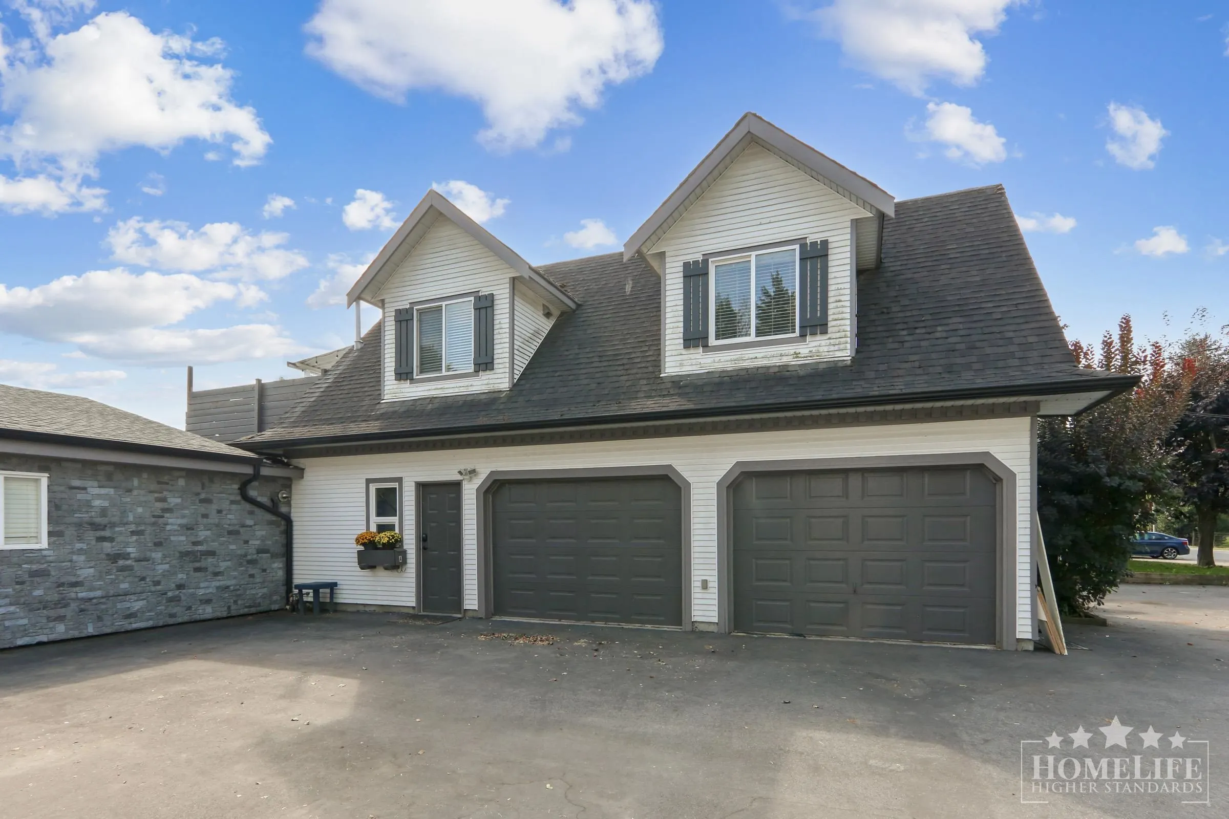 Coach House 11070 Mcsween Road