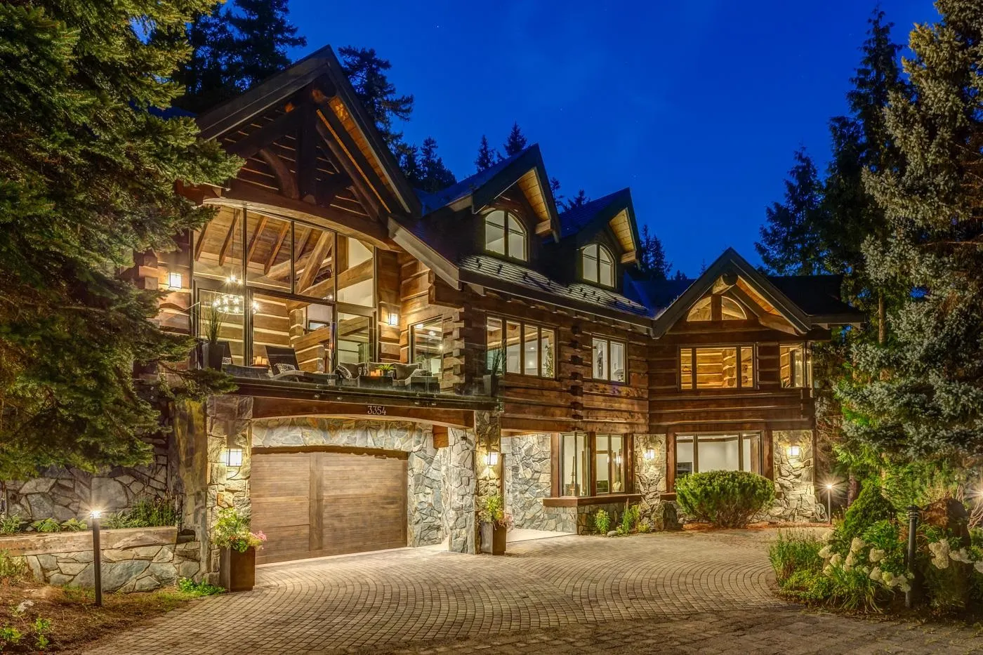 3354 Peak Drive