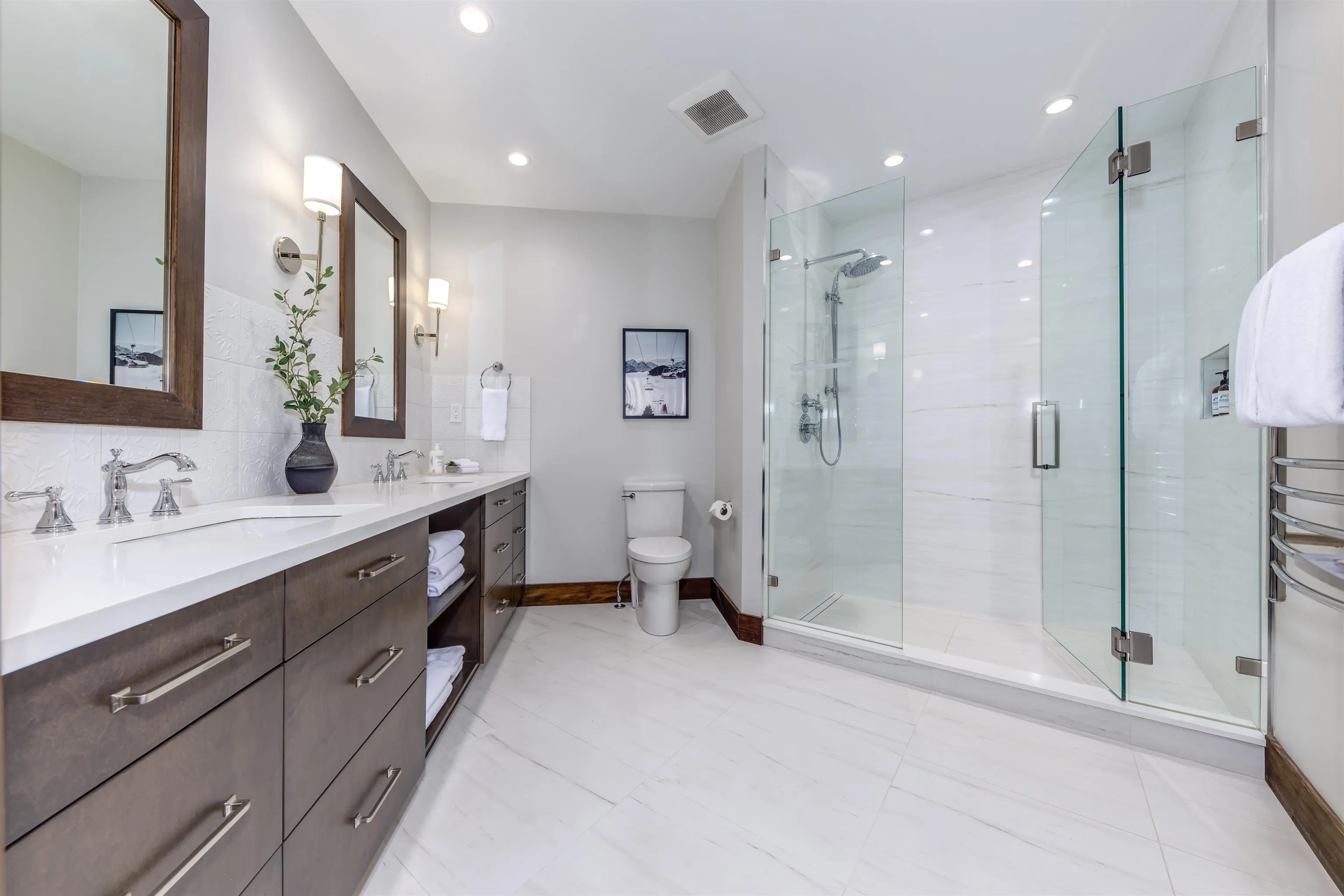 3354 Peak Drive