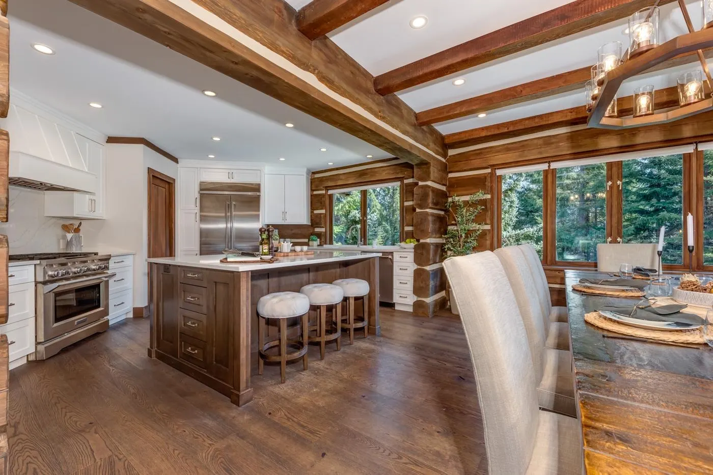 3354 Peak Drive