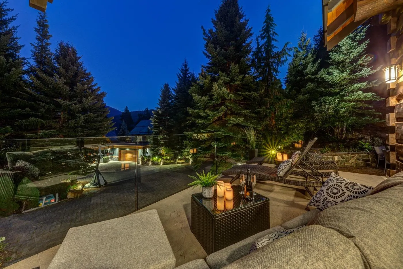 3354 Peak Drive