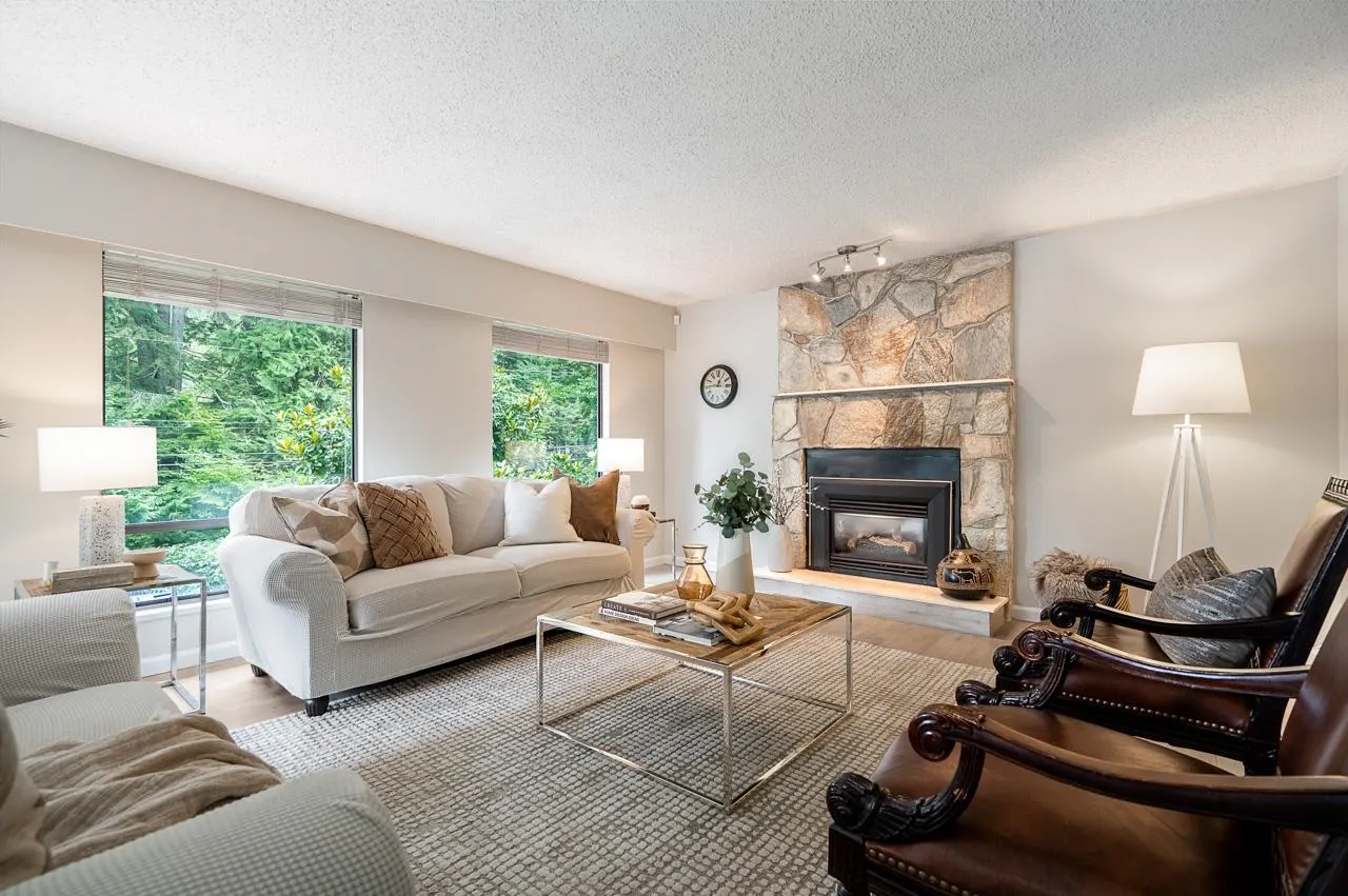 1184 Riverside Drive