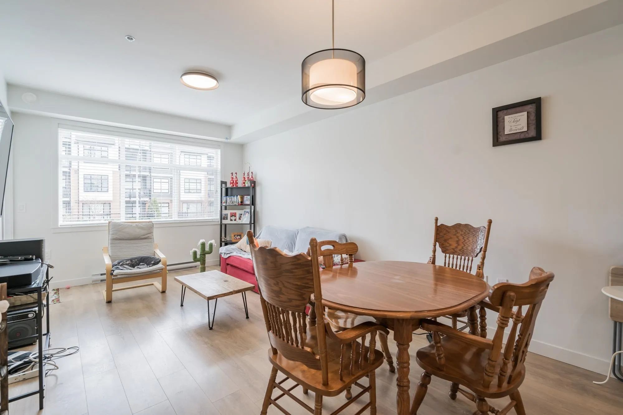 227 5415 Brydon Crescent