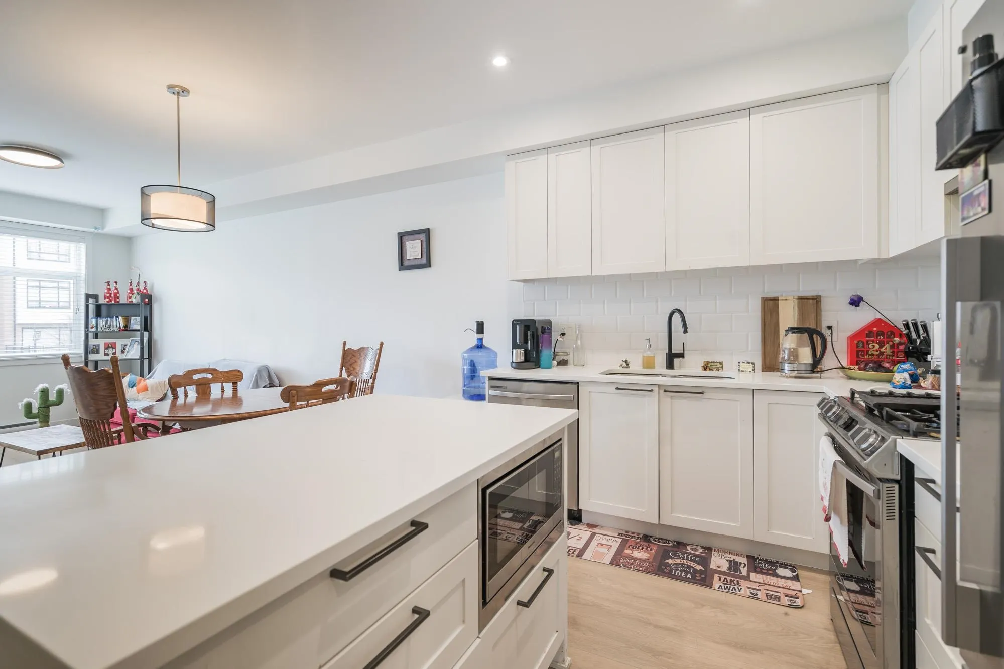 227 5415 Brydon Crescent