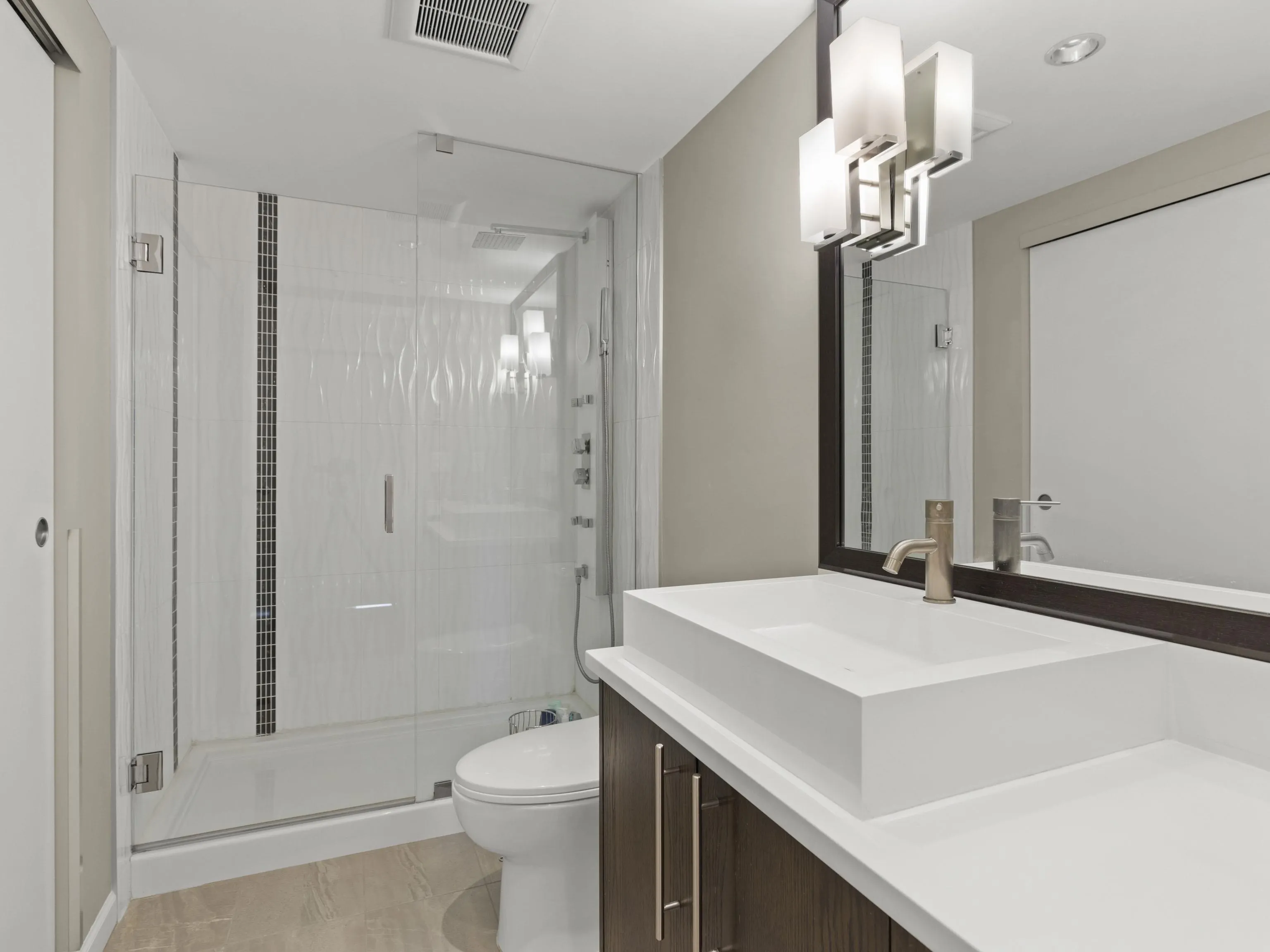 904 2288 Pine Street