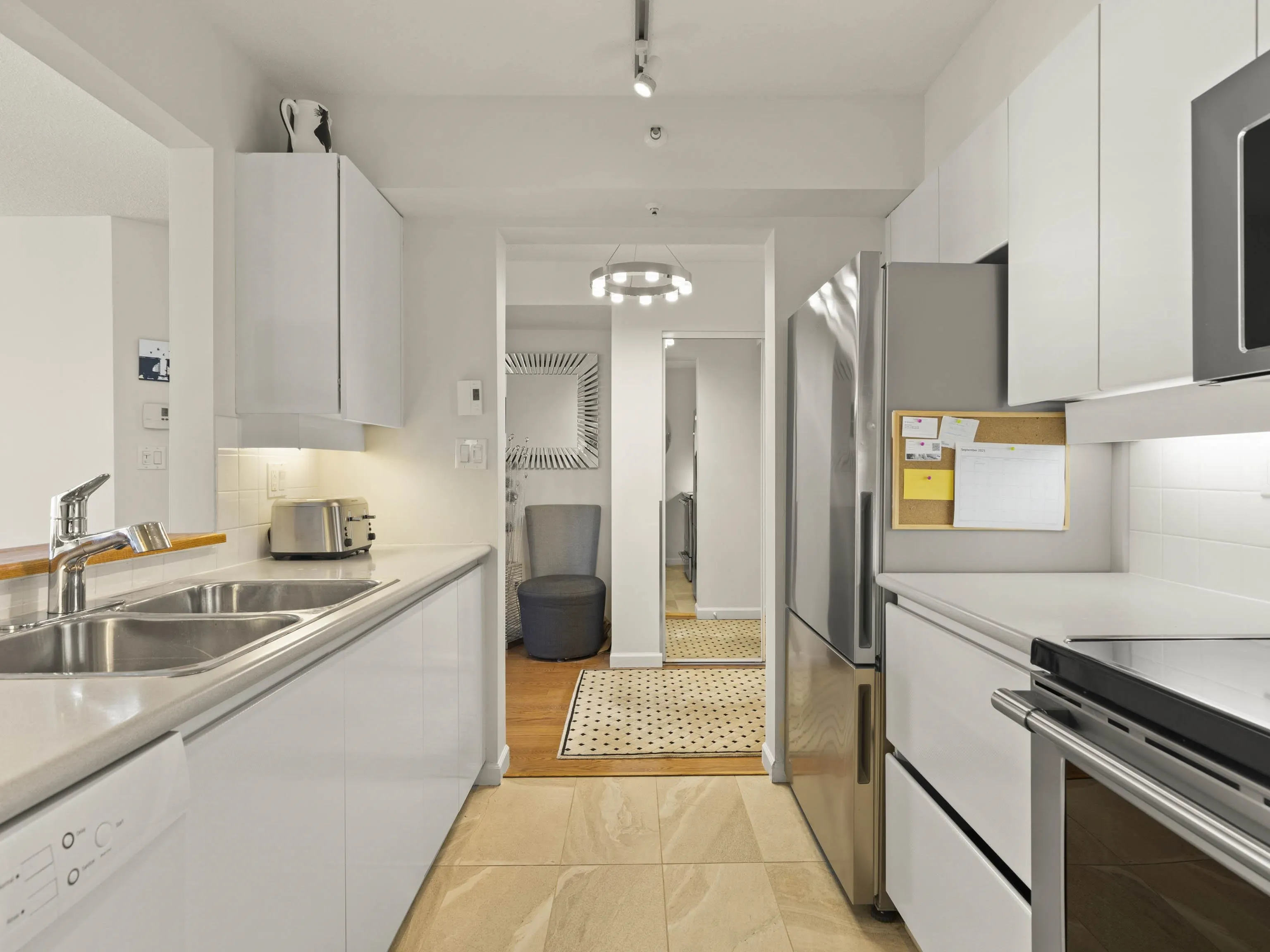 904 2288 Pine Street