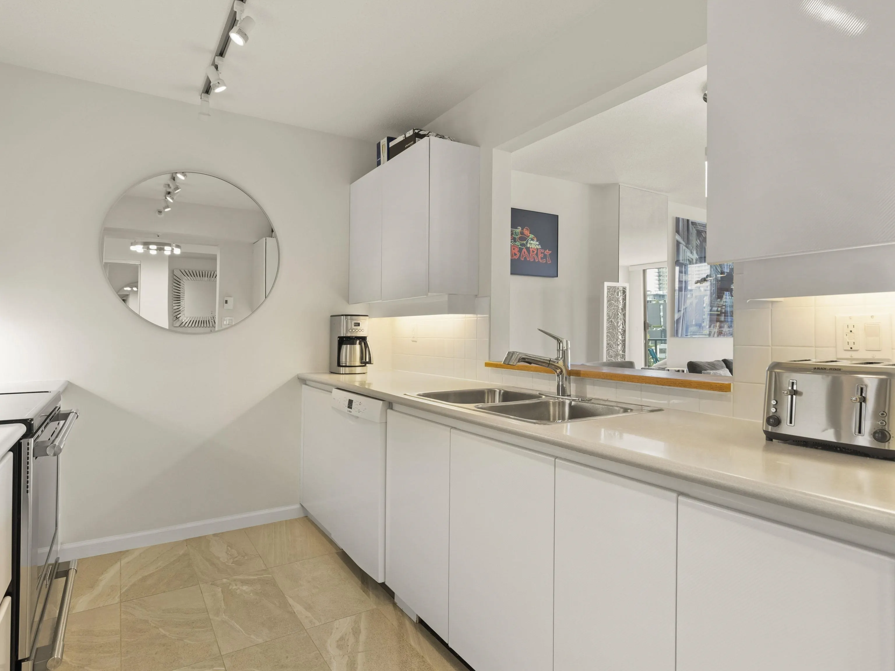 904 2288 Pine Street