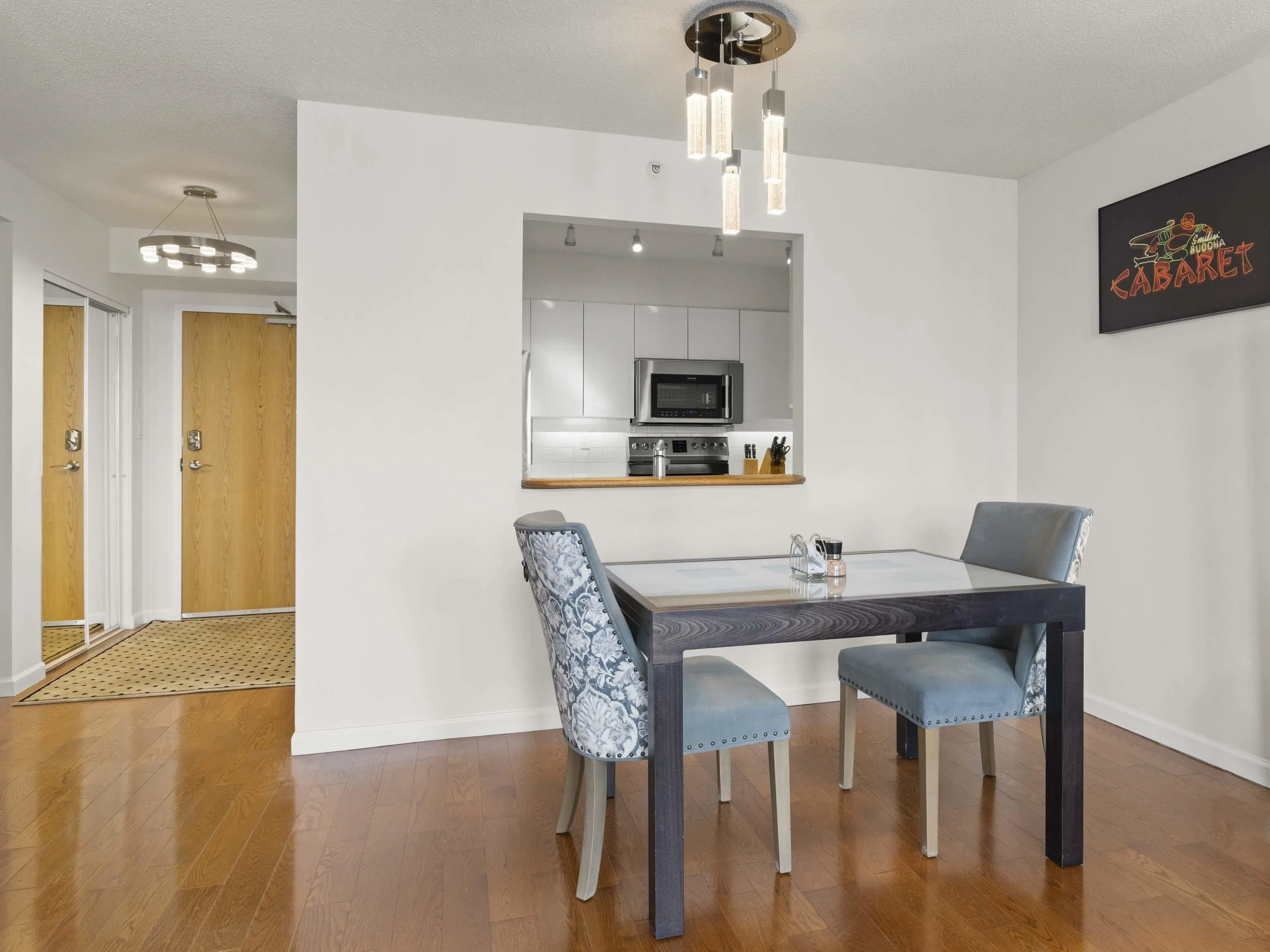 904 2288 Pine Street