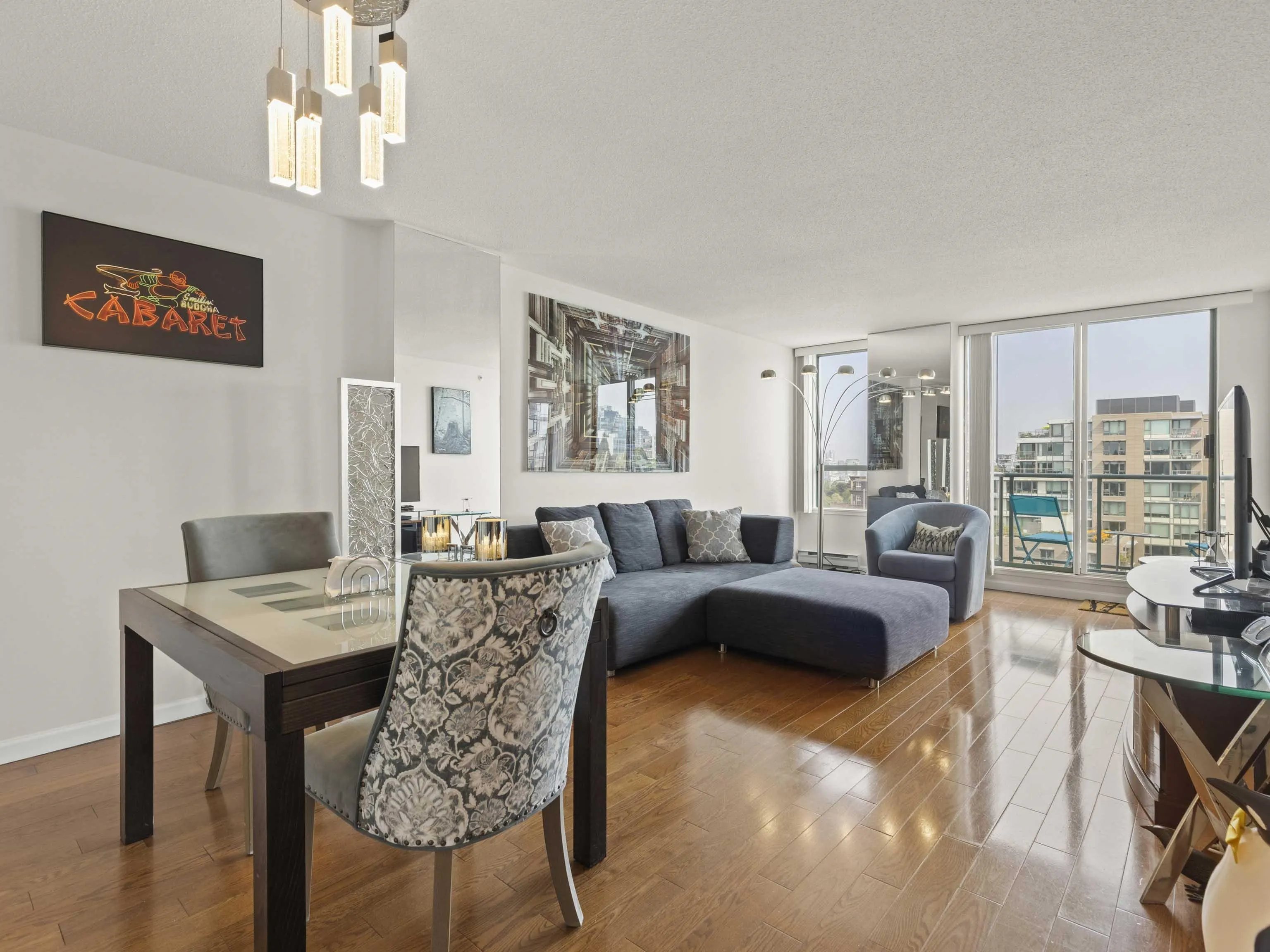 904 2288 Pine Street