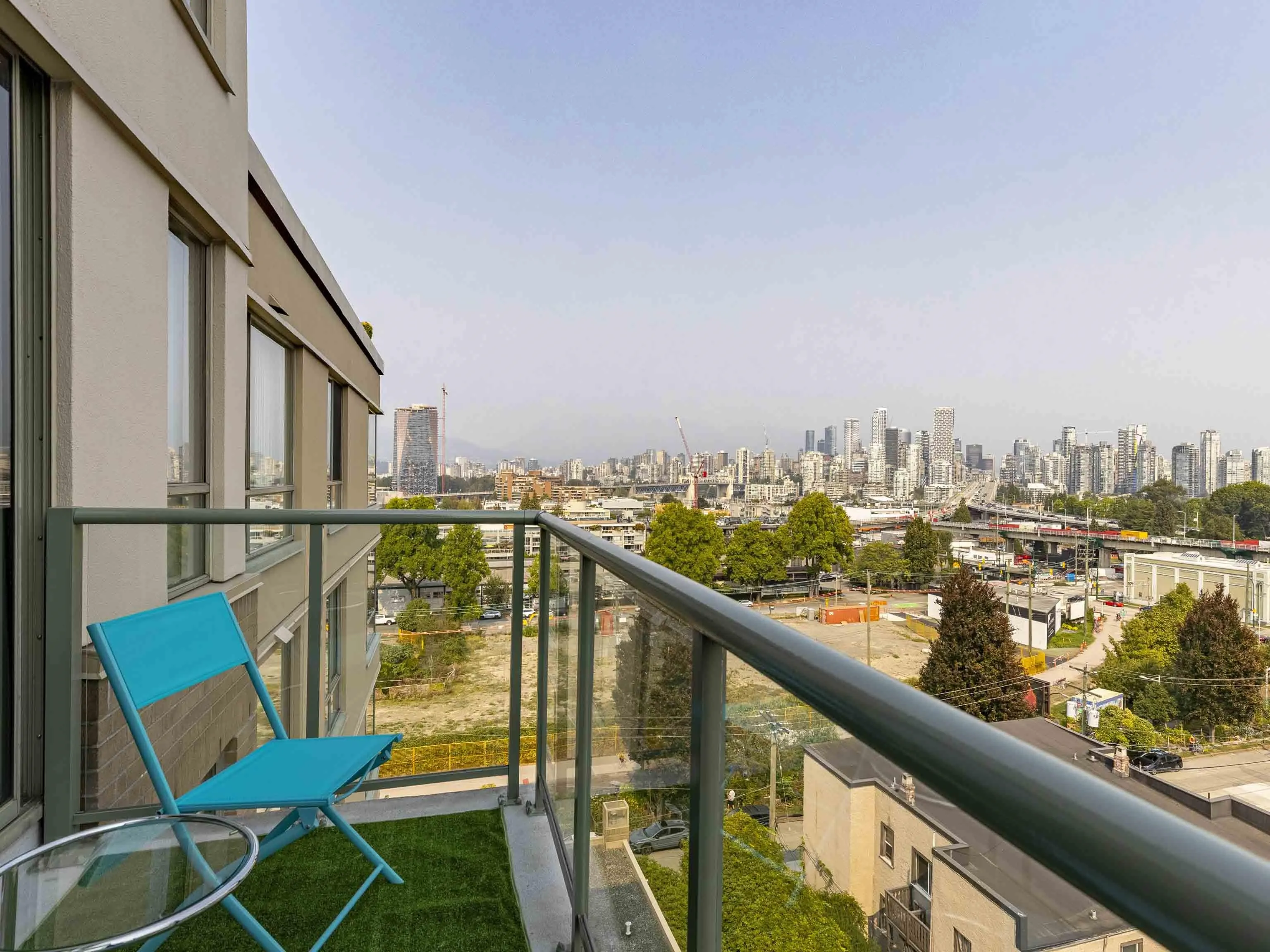 904 2288 Pine Street