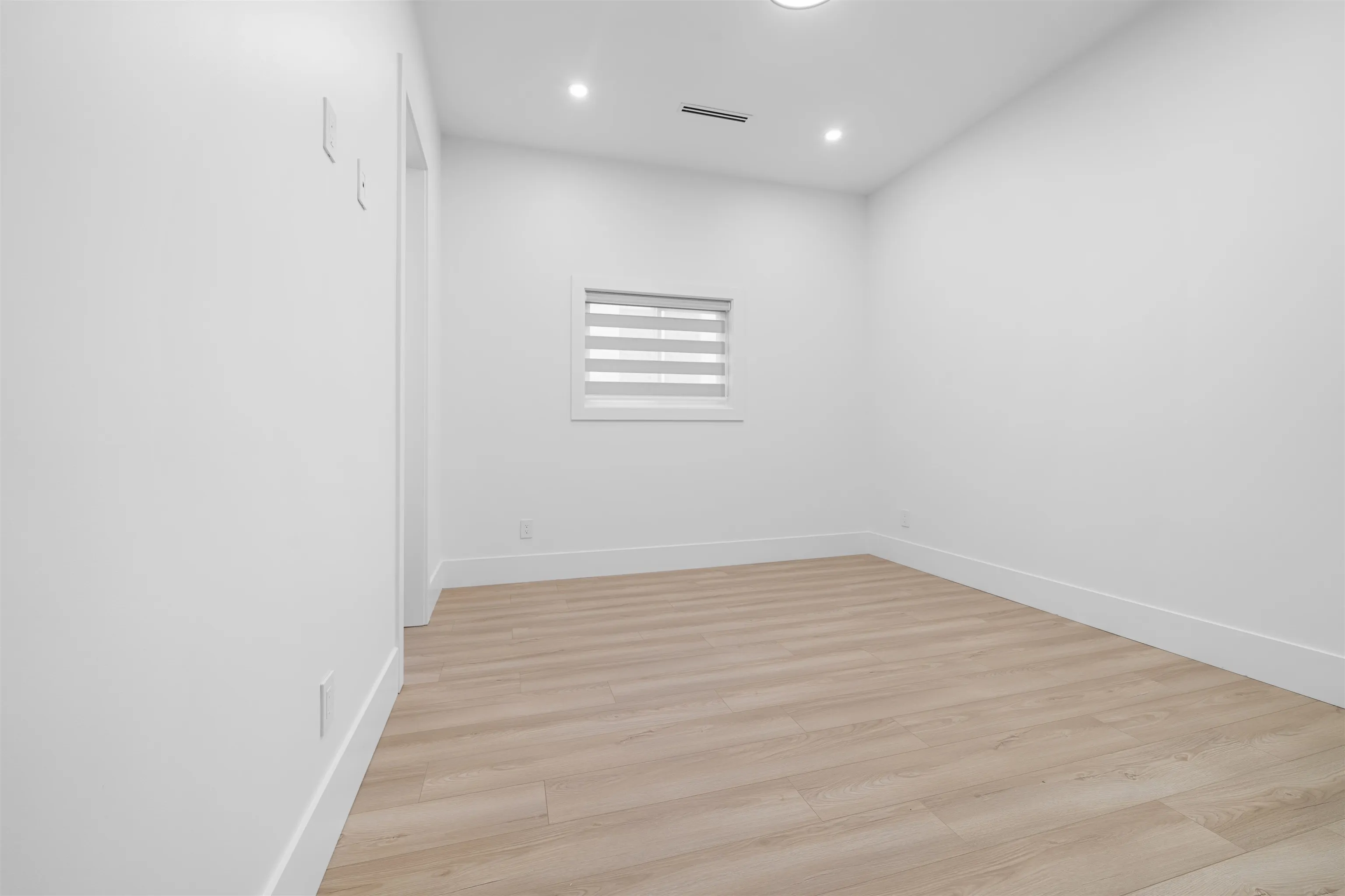 14043 80 Avenue