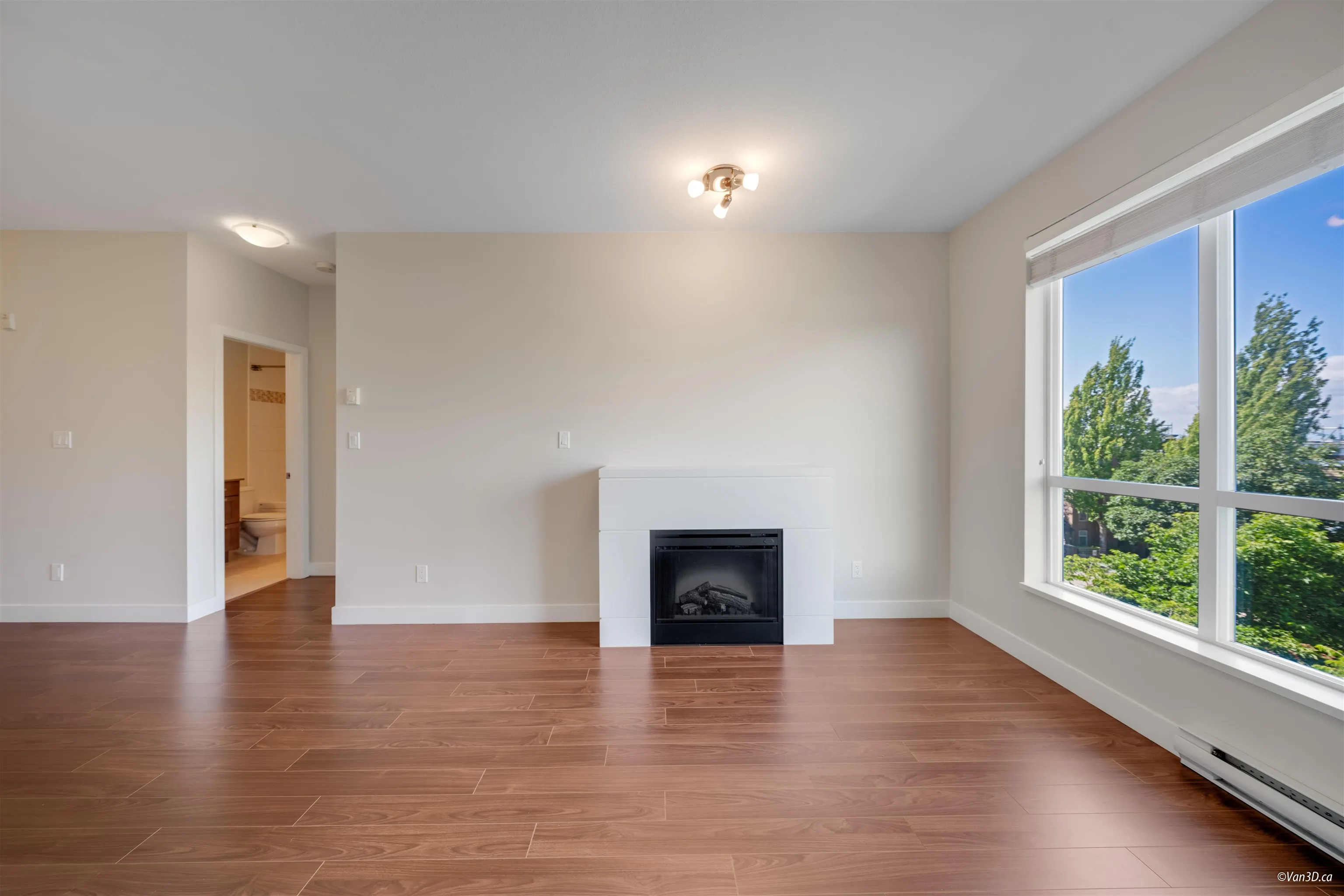 210 15850 26 Avenue