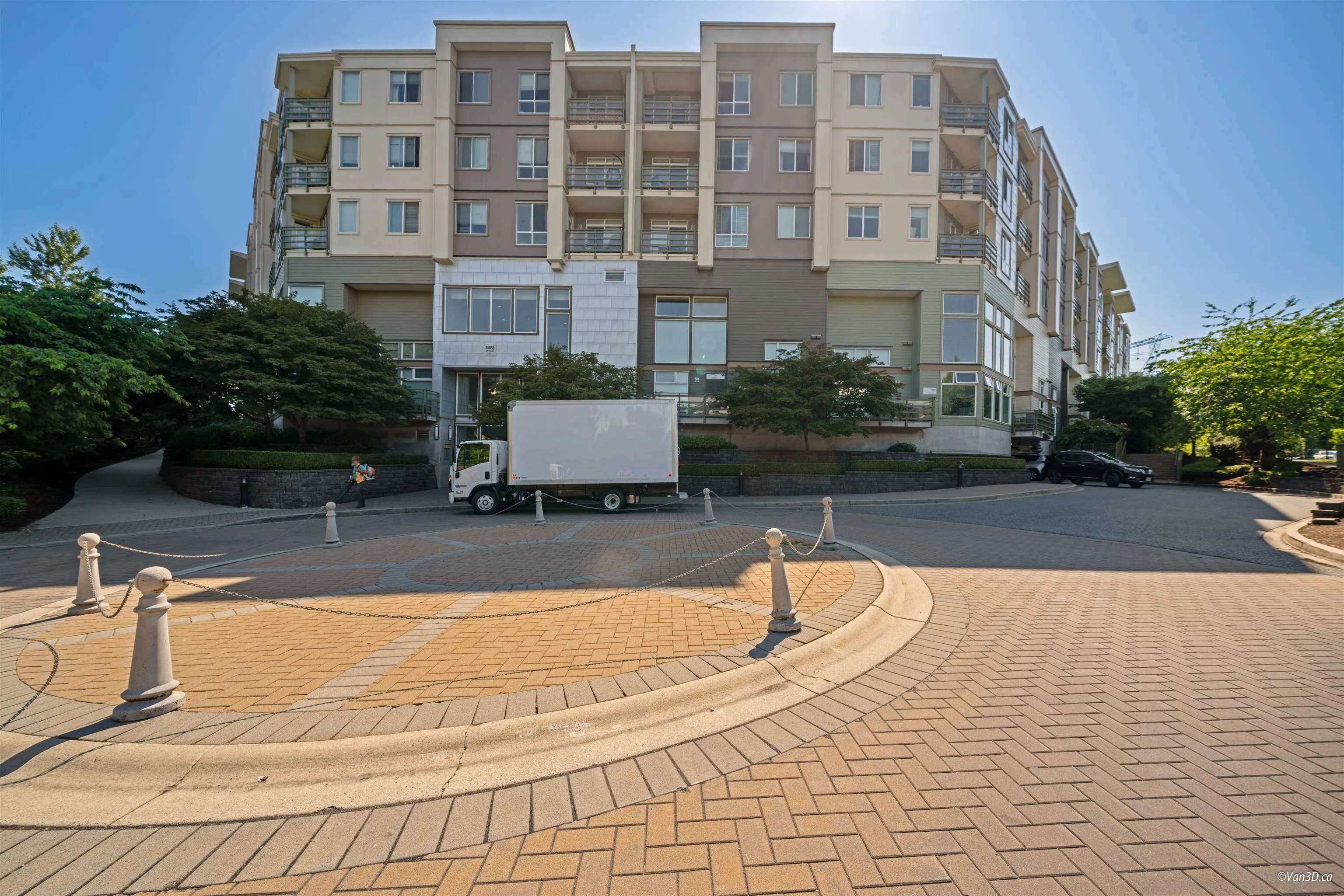 210 15850 26 Avenue