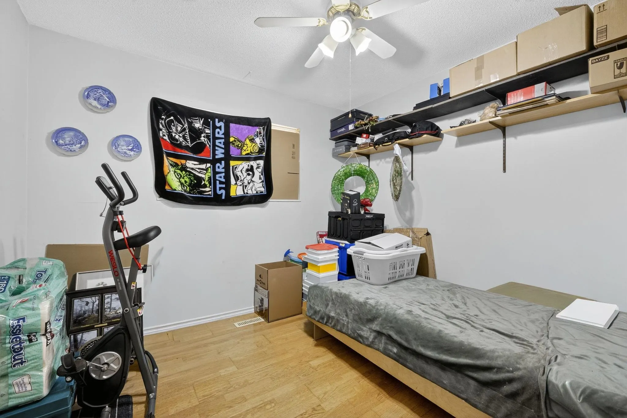 7886 140 Street