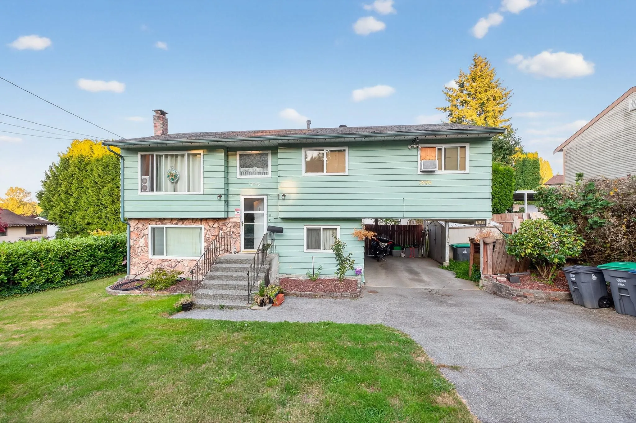 7886 140 Street