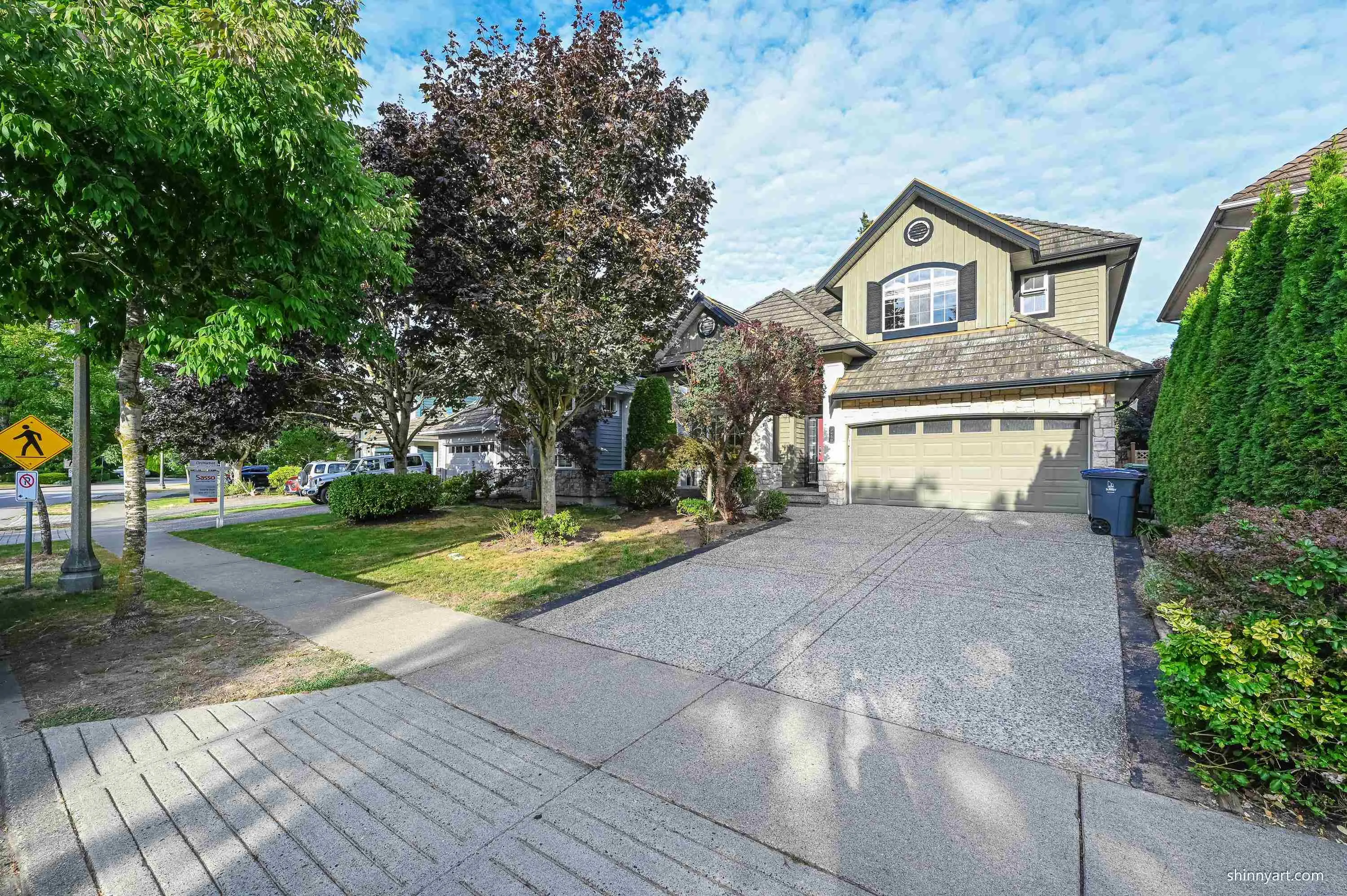 3458 Rosemary Heights Crescent