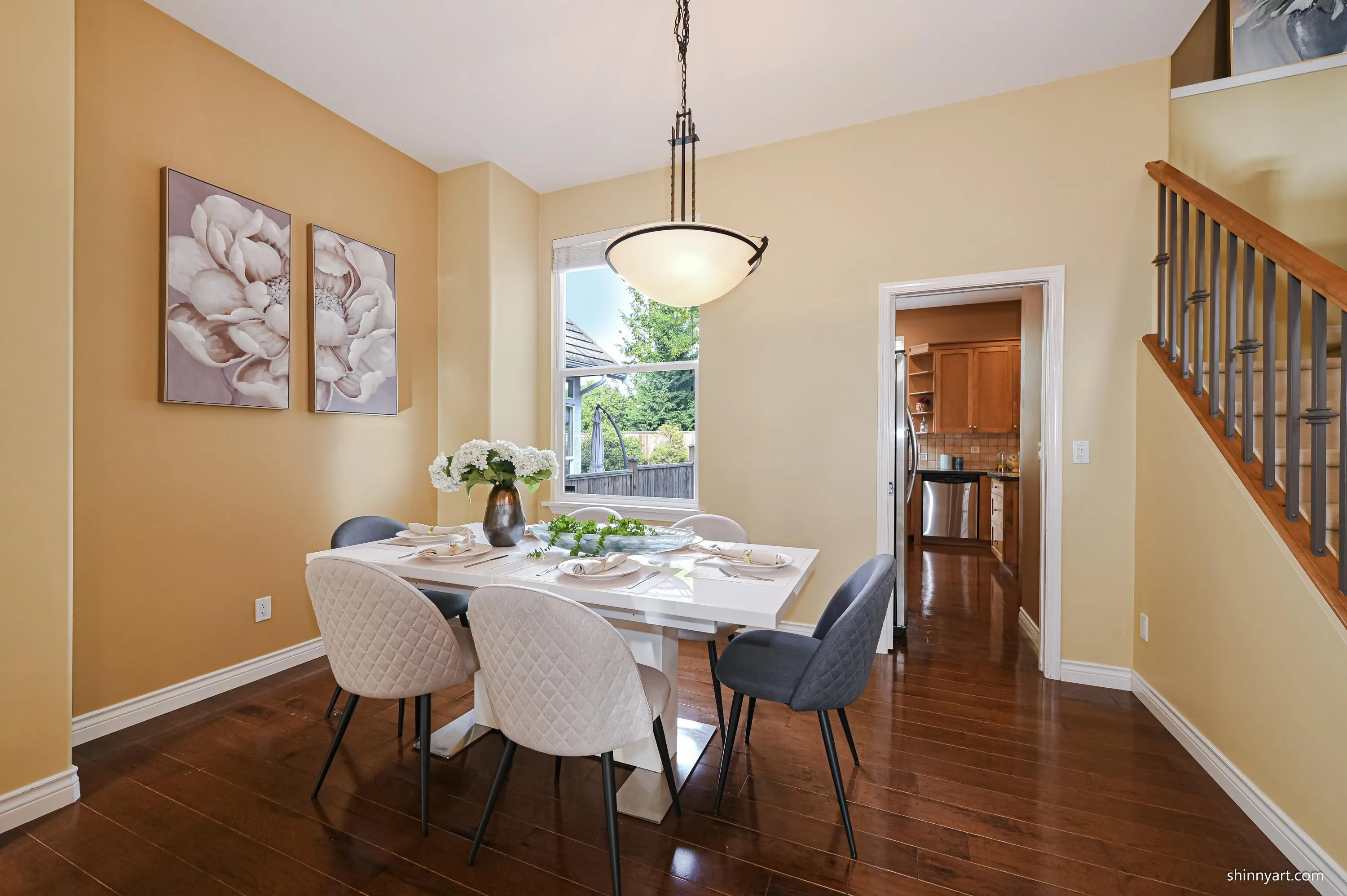 3458 Rosemary Heights Crescent