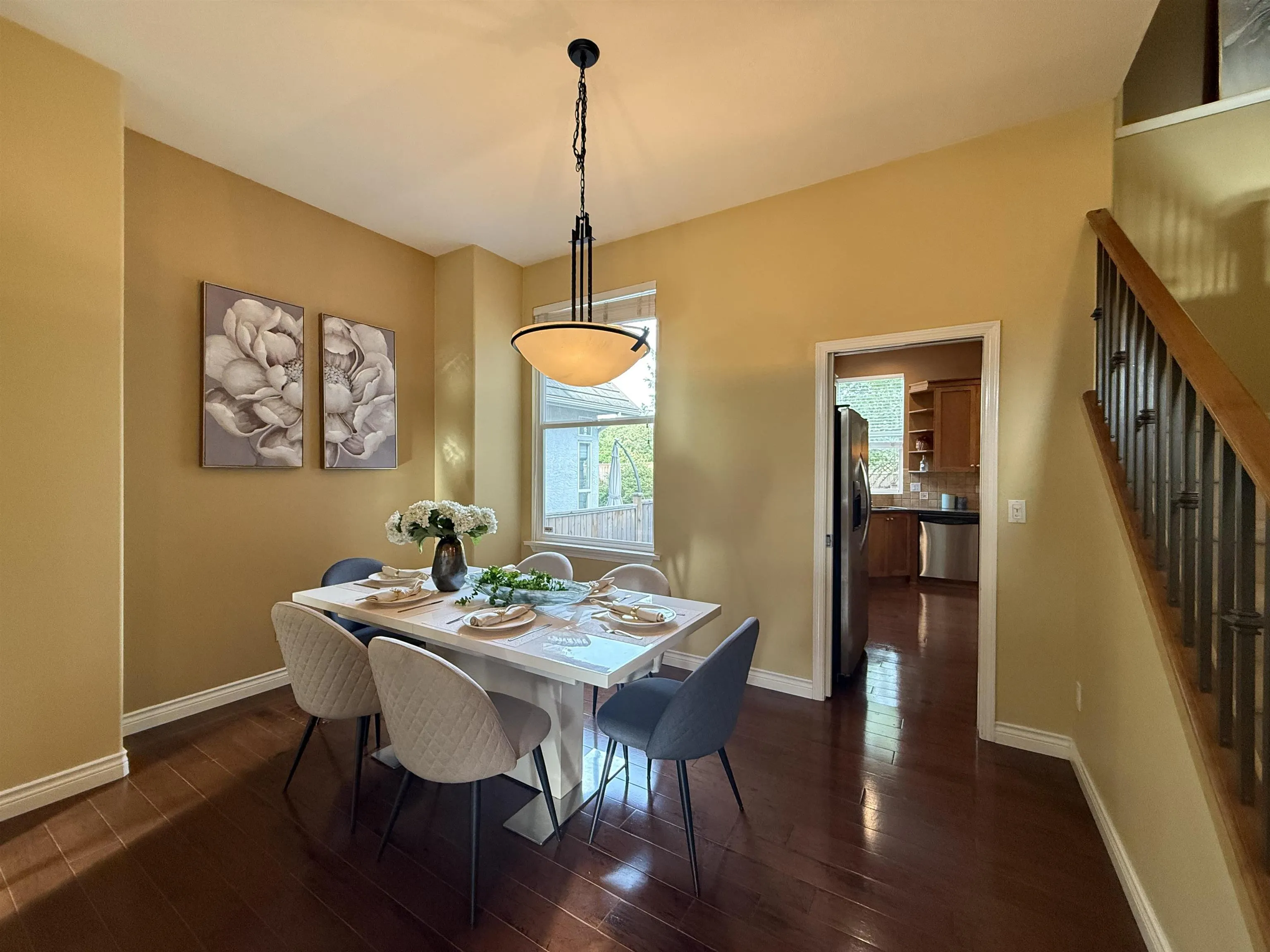 3458 Rosemary Heights Crescent