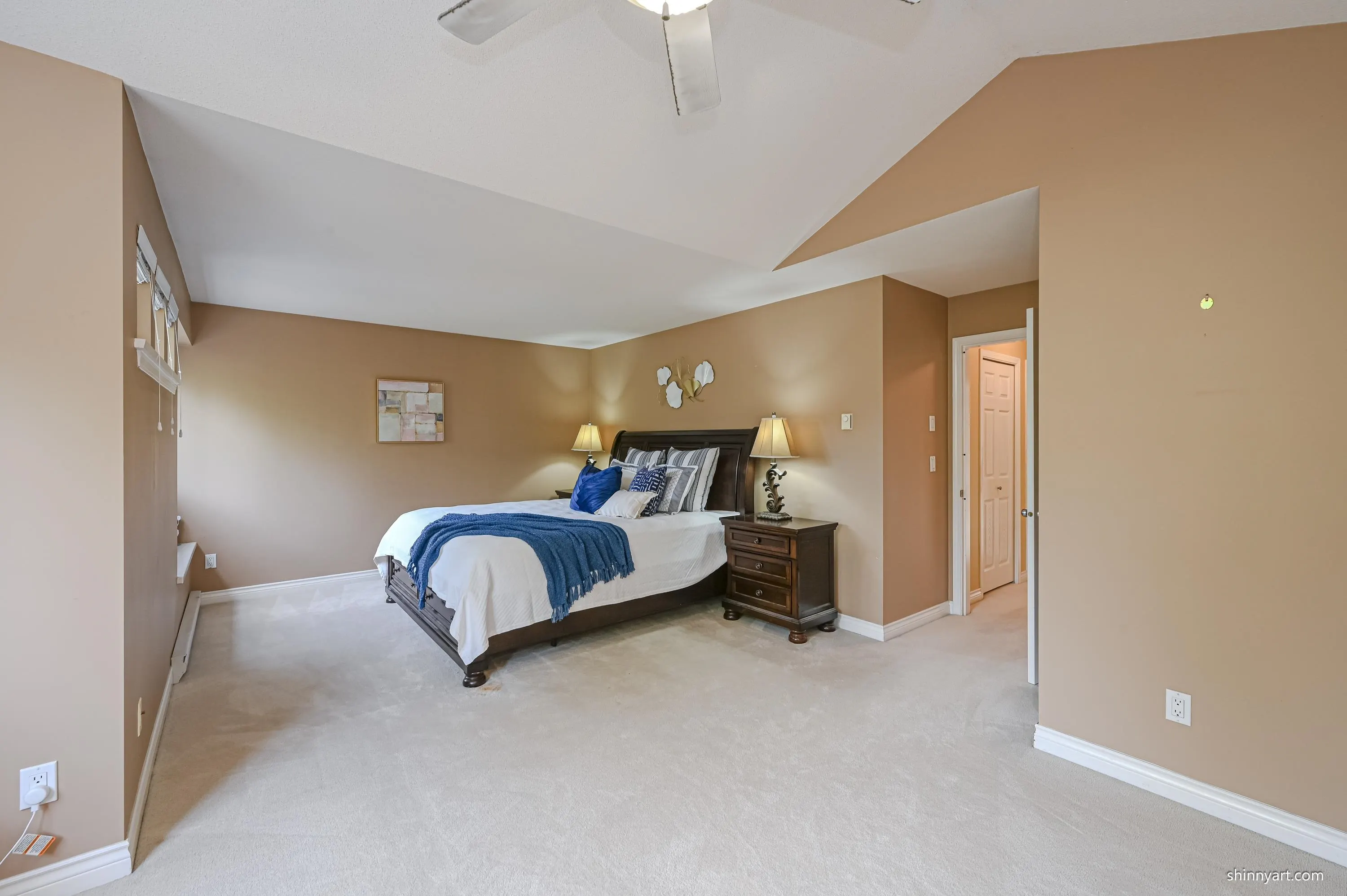 3458 Rosemary Heights Crescent