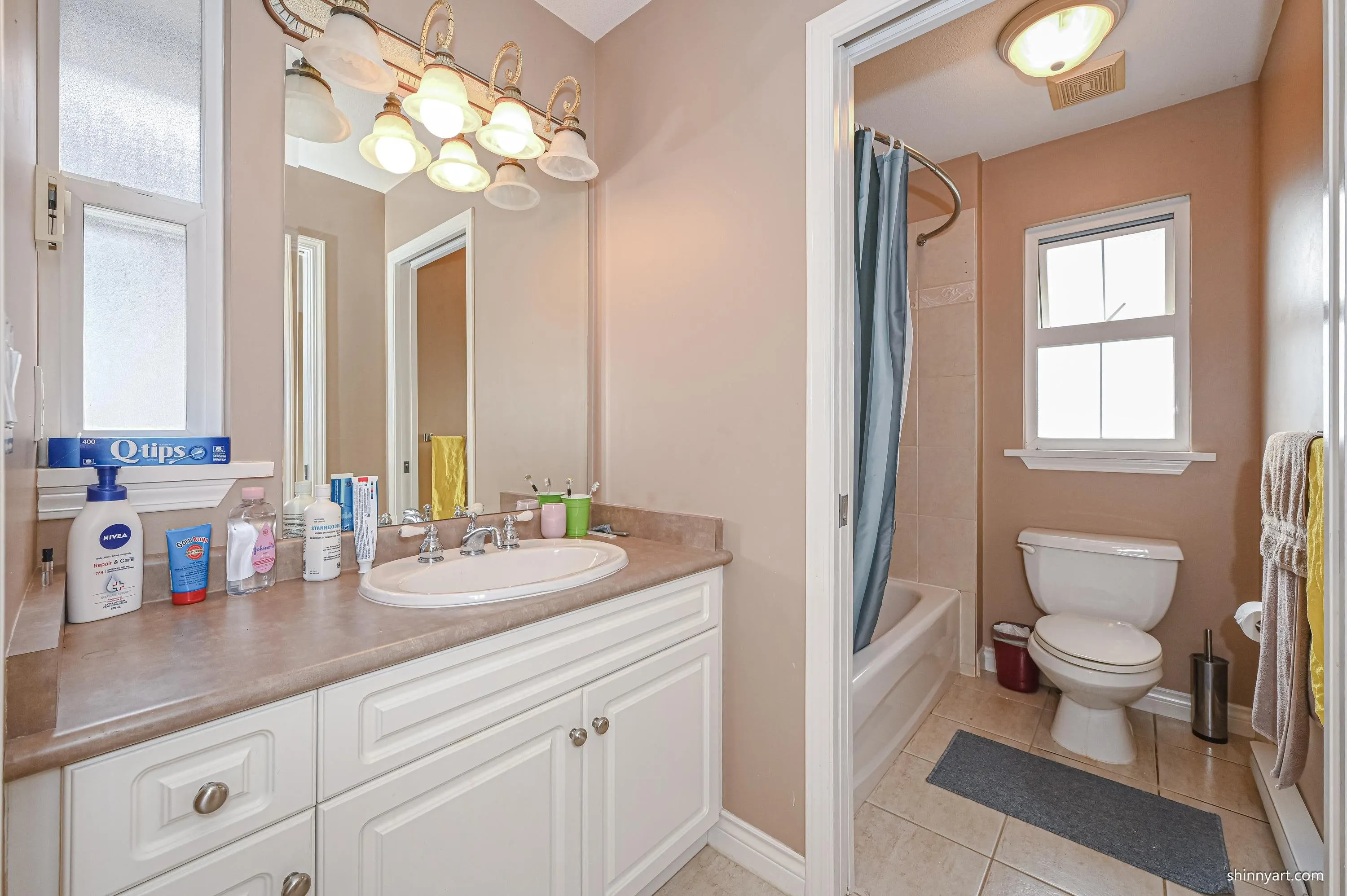 3458 Rosemary Heights Crescent