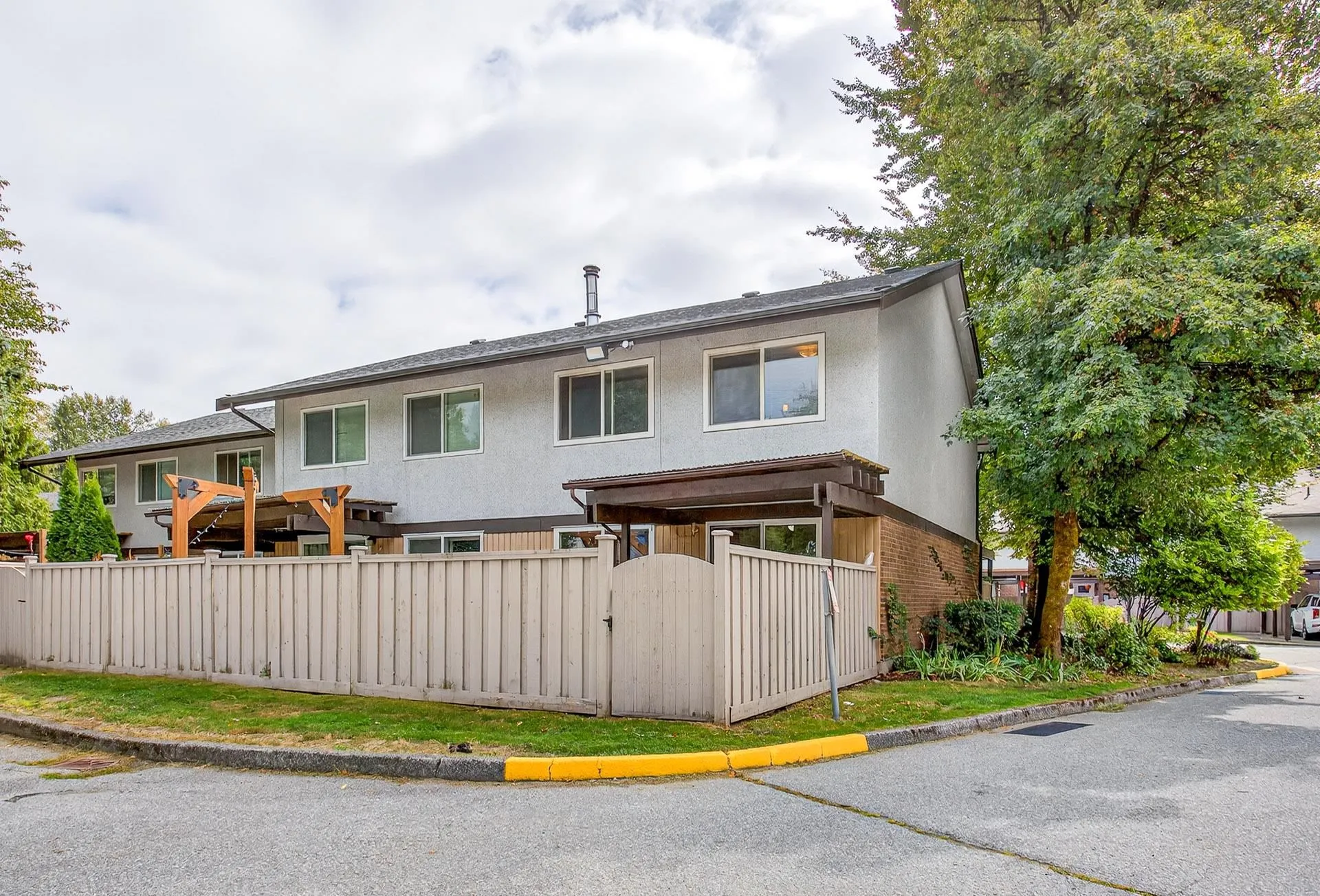 7 3046 Coast Meridian Road