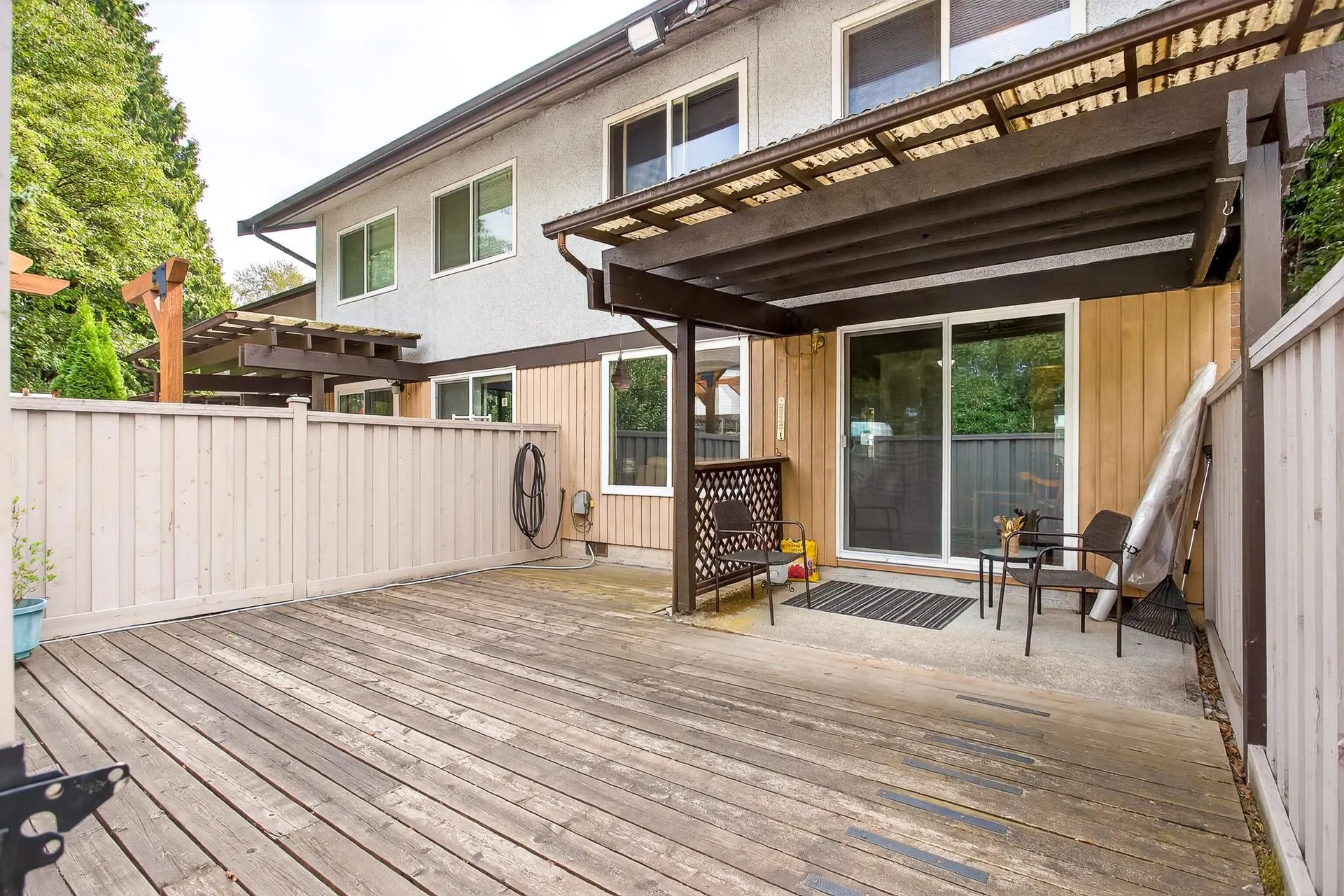 7 3046 Coast Meridian Road