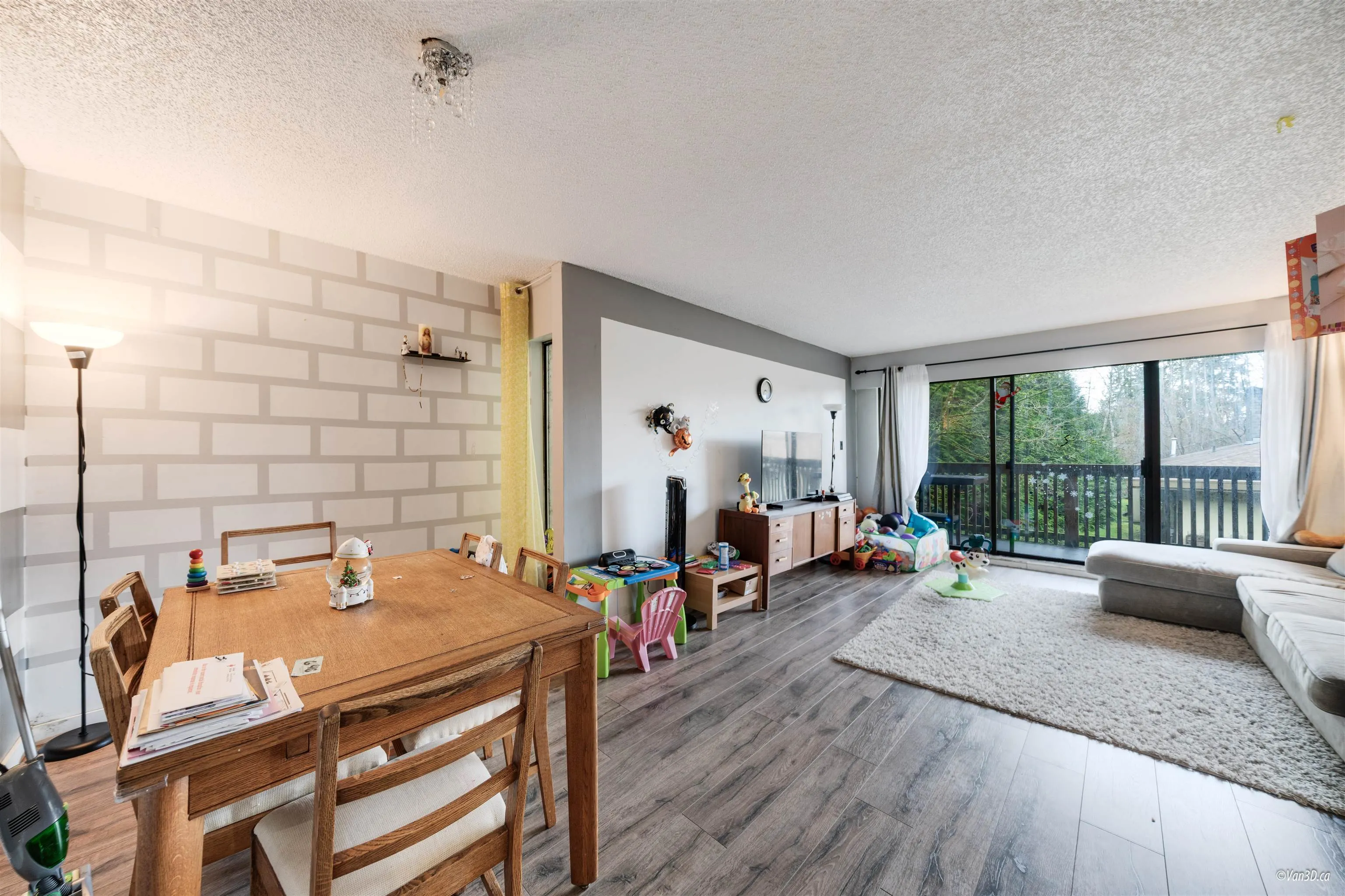 201 14925 100 Avenue