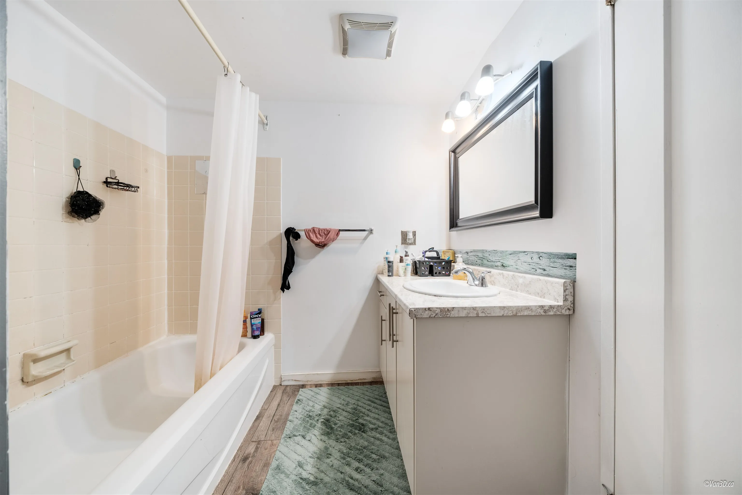 201 14925 100 Avenue