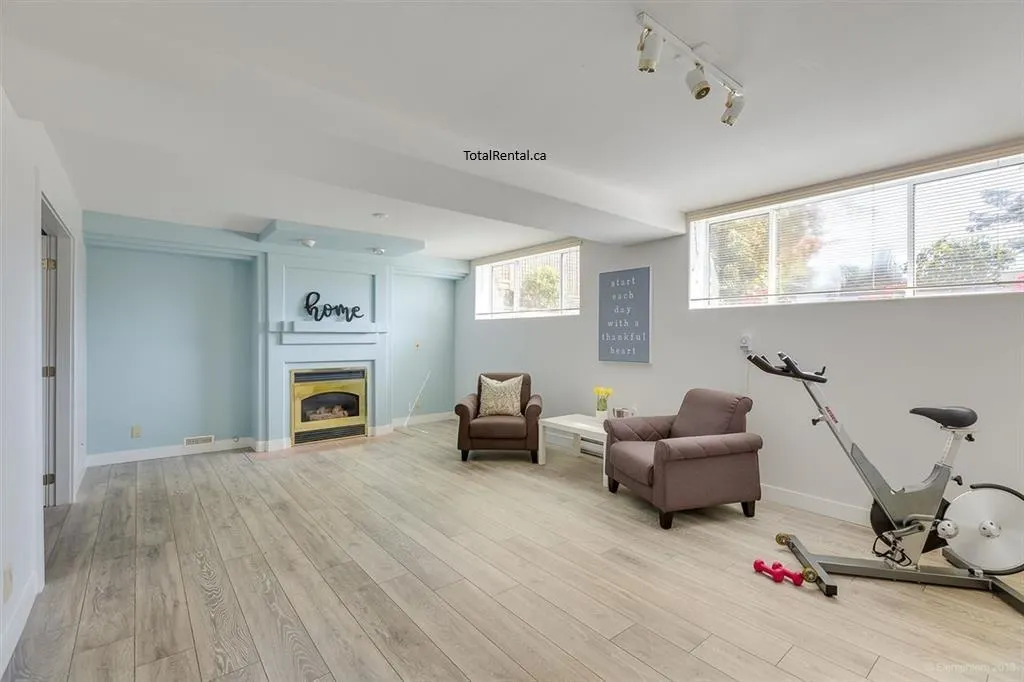 22XX King Albert Avenue
