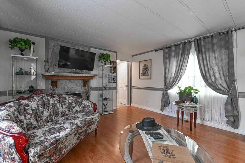 #43 2035 Martens St. Street